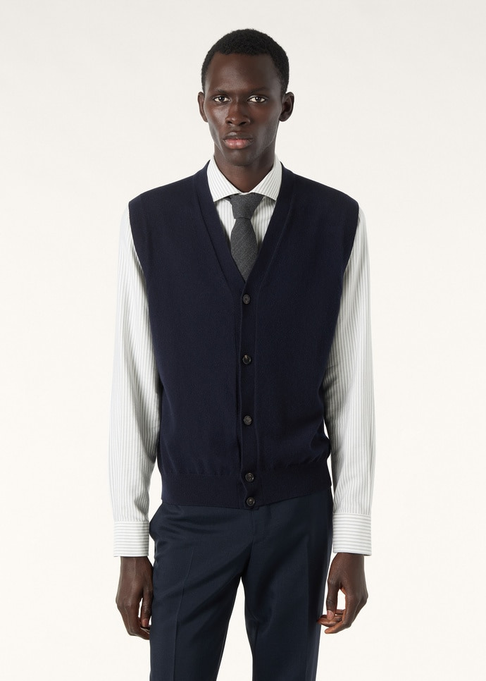 Classic Vest - 4