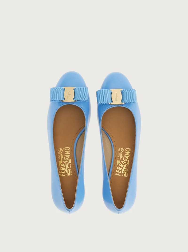FERRAGAMO VARA BOW PUMP SHOE outlook