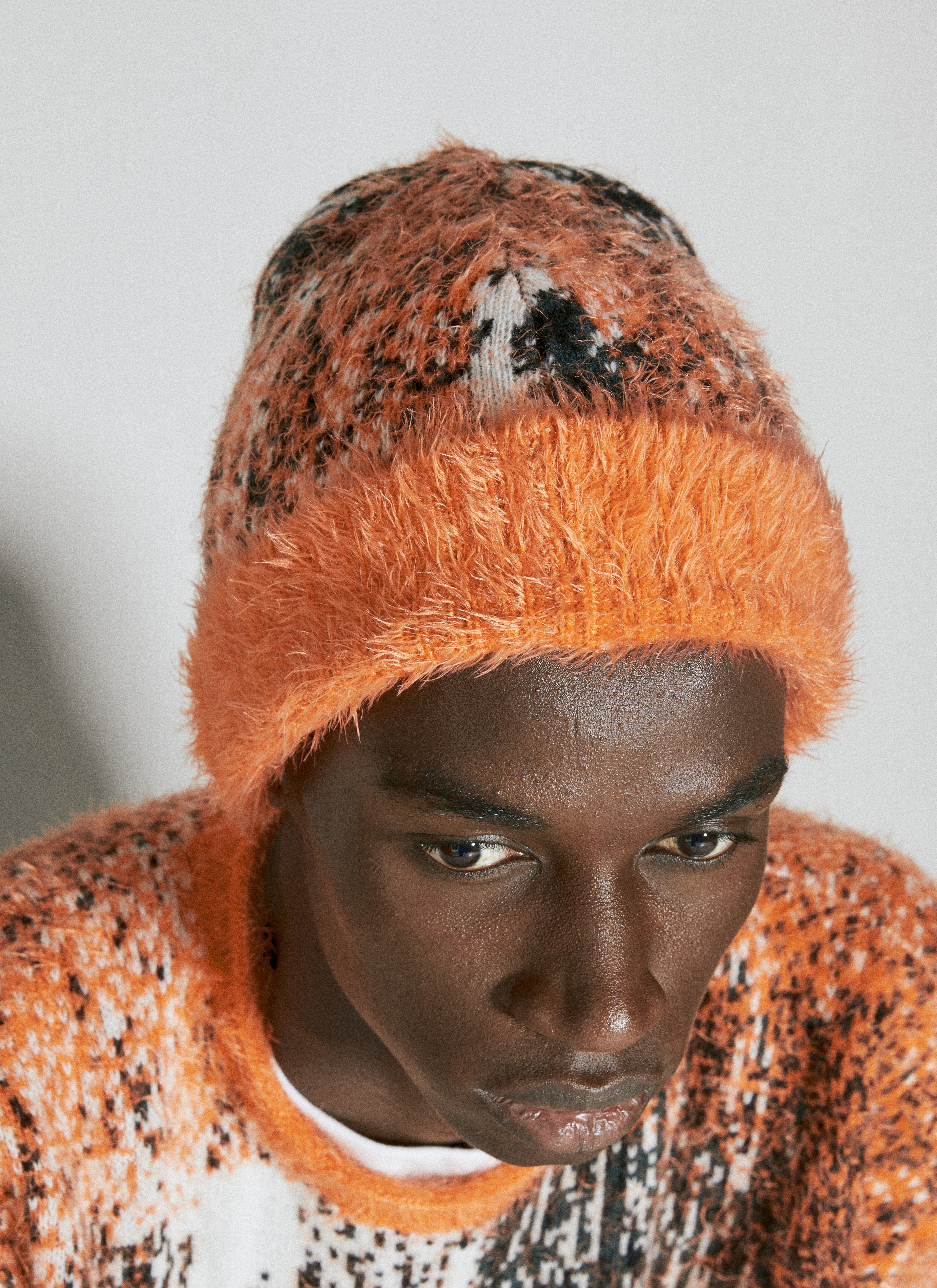 Gradient Hairy Knit Beanie Hat - 5
