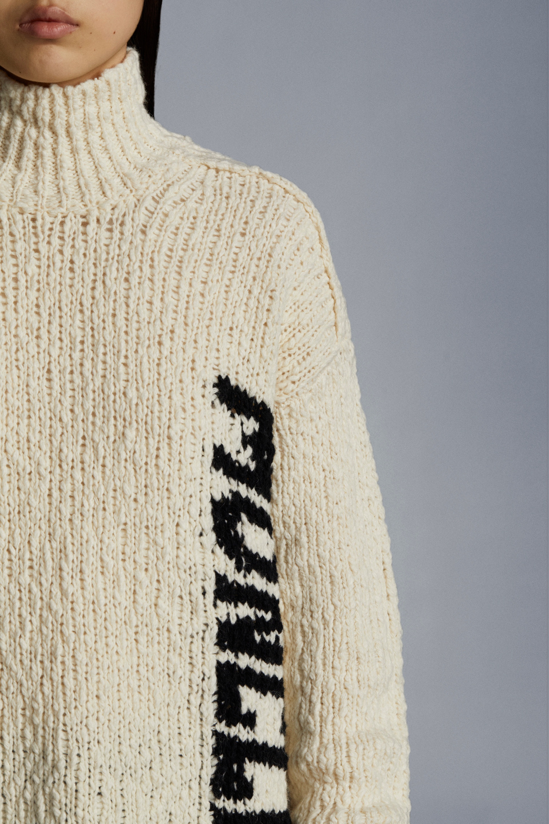 Intarsia-Knit Sweater - 4