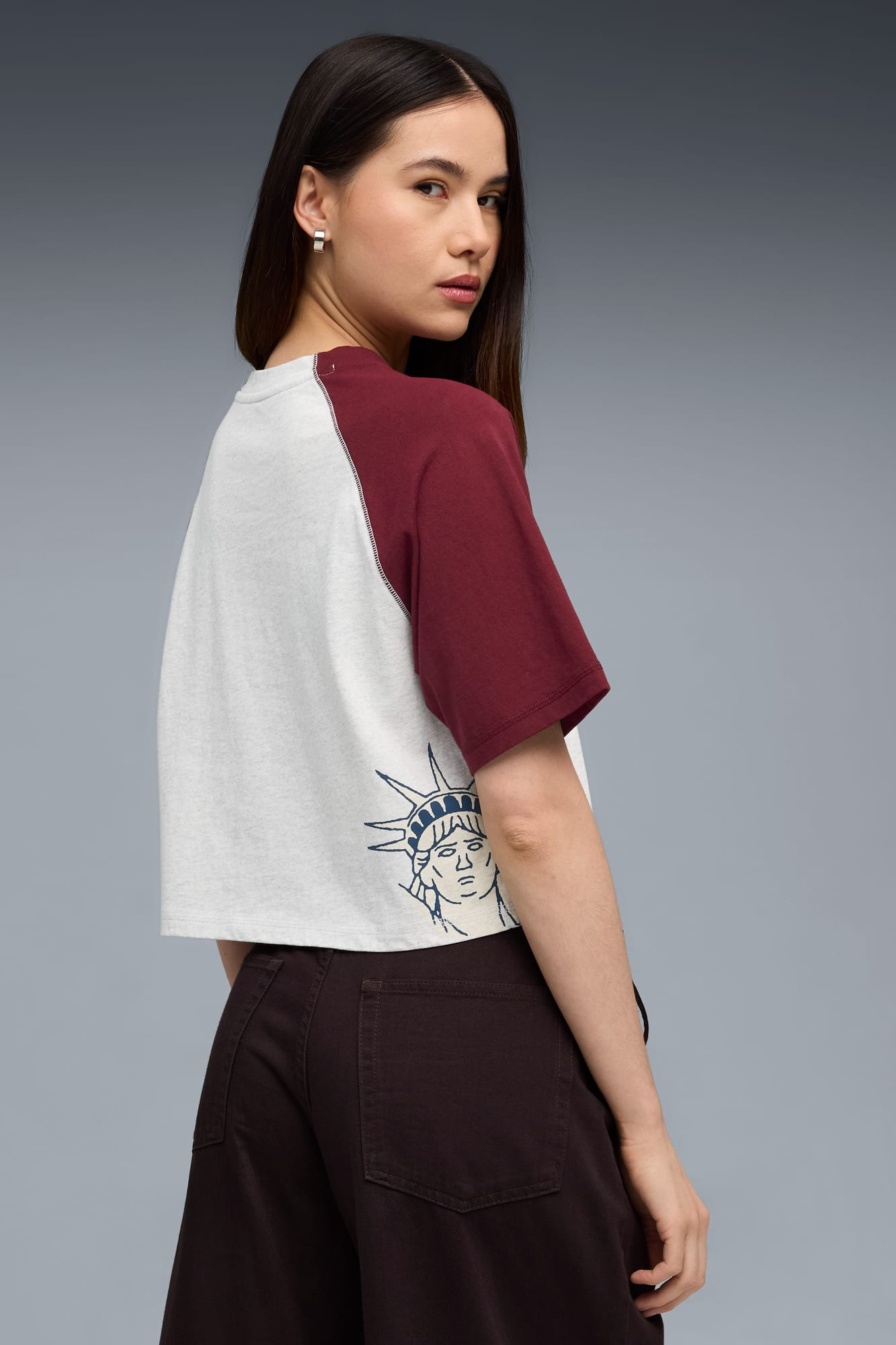 WARDROBE ESS NYC Tee Women - 4