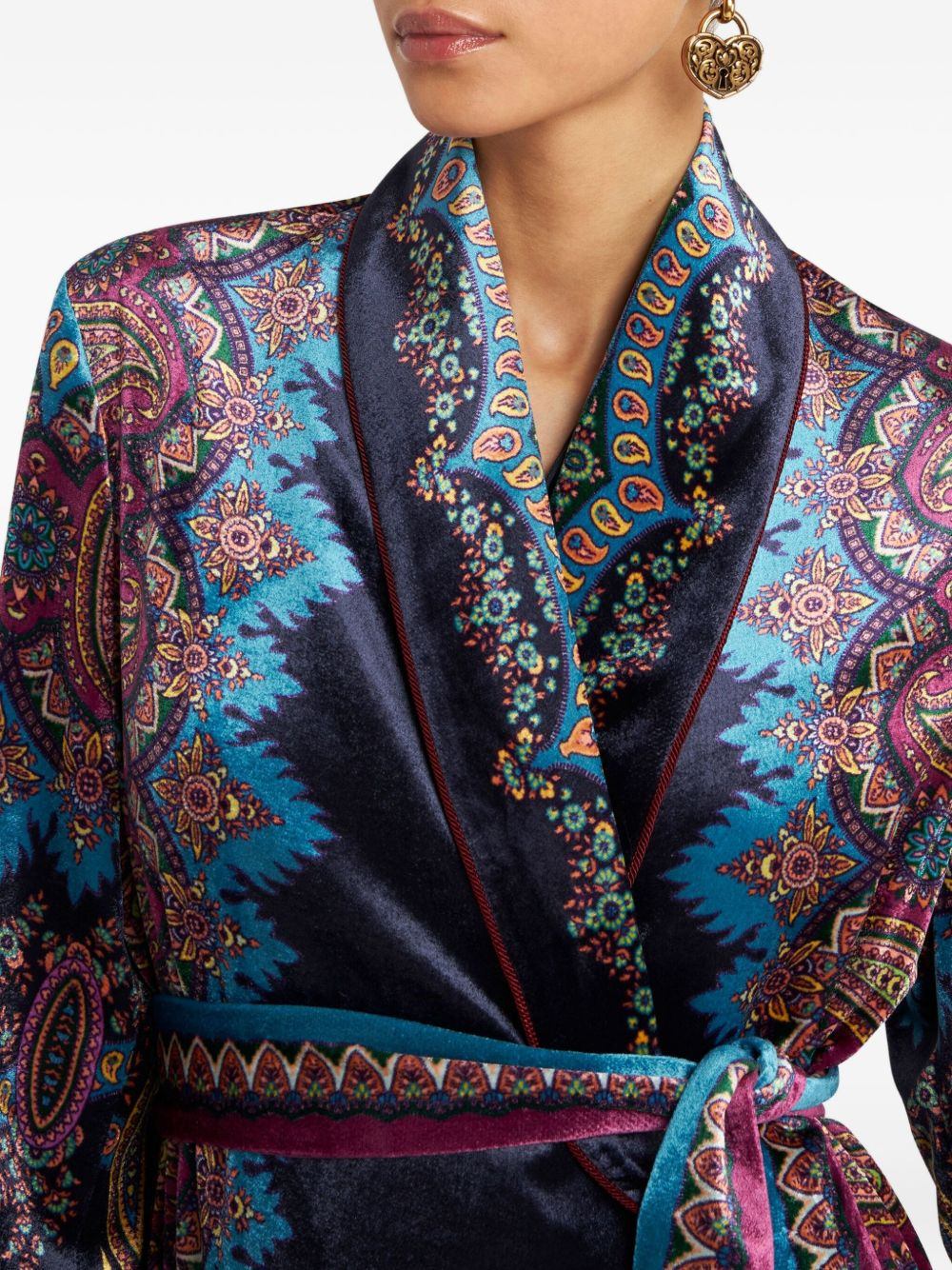 paisley-print velvet robe - 4