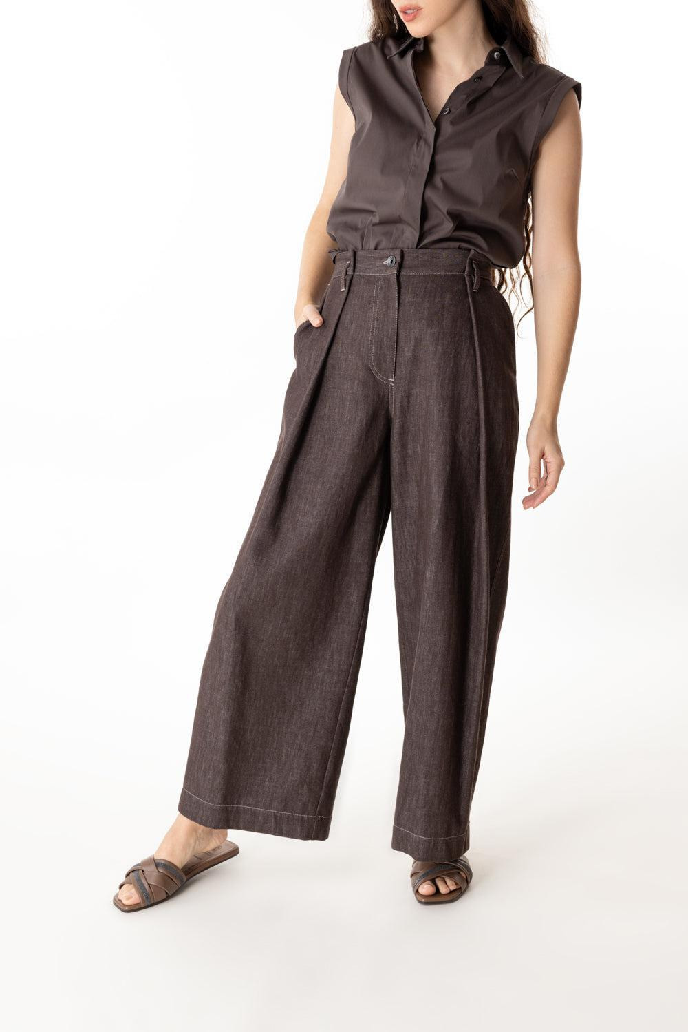 Shiny Trim Sleeveless Shirt - Chocolate - 2