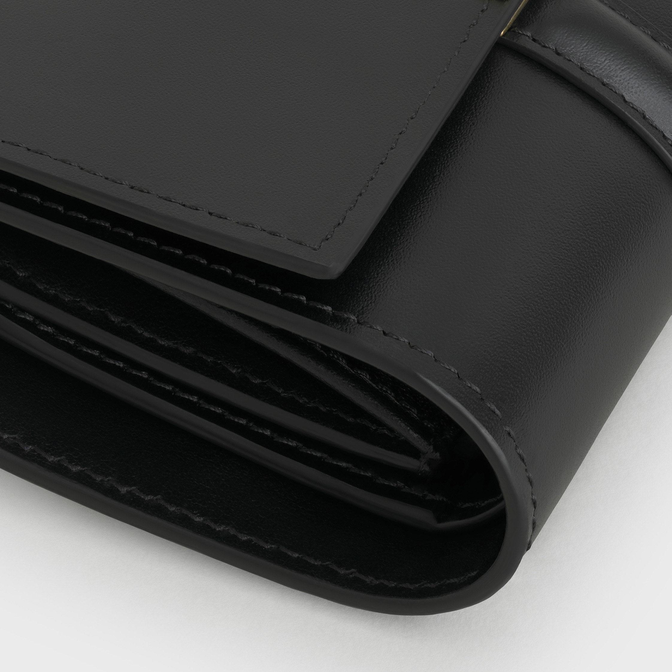 Small trifold wallet in Shiny Calfskin - 5