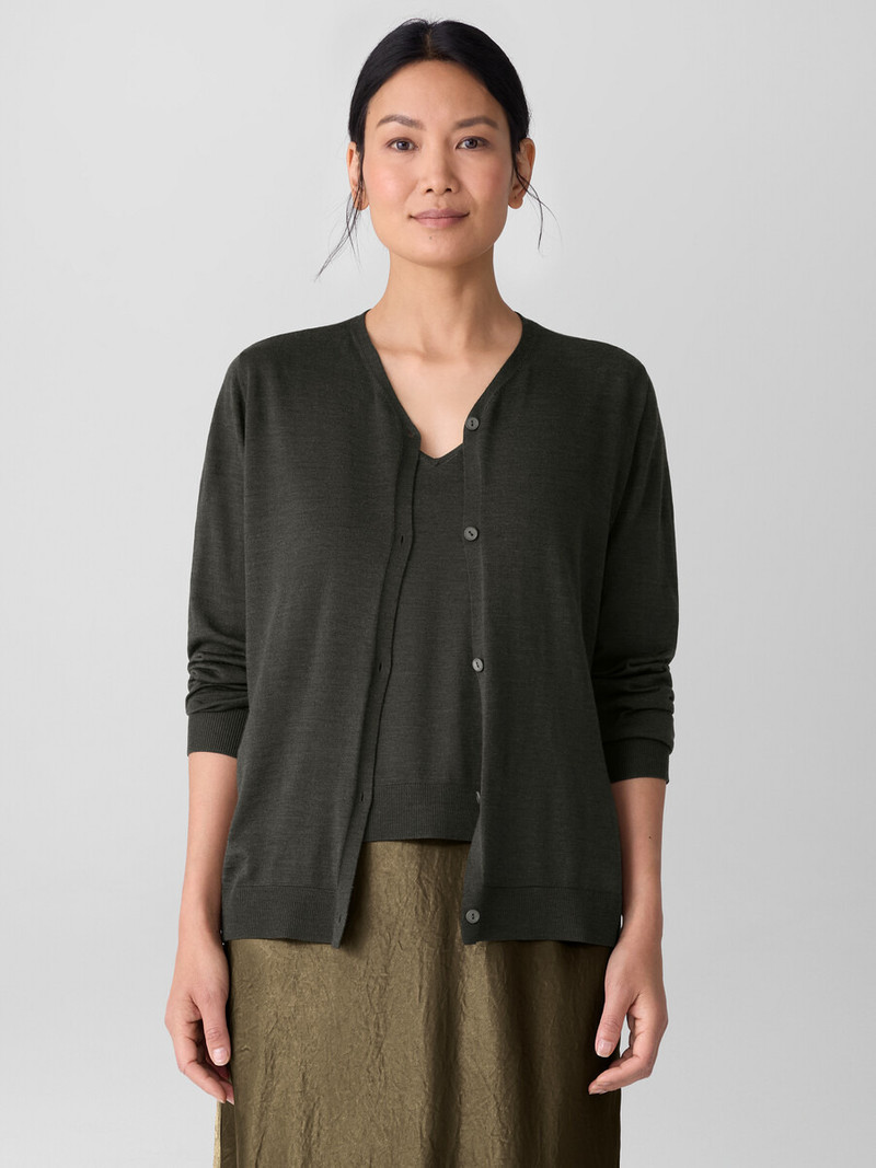 Superfine Merino Cardigan in Regenerative Wool 3