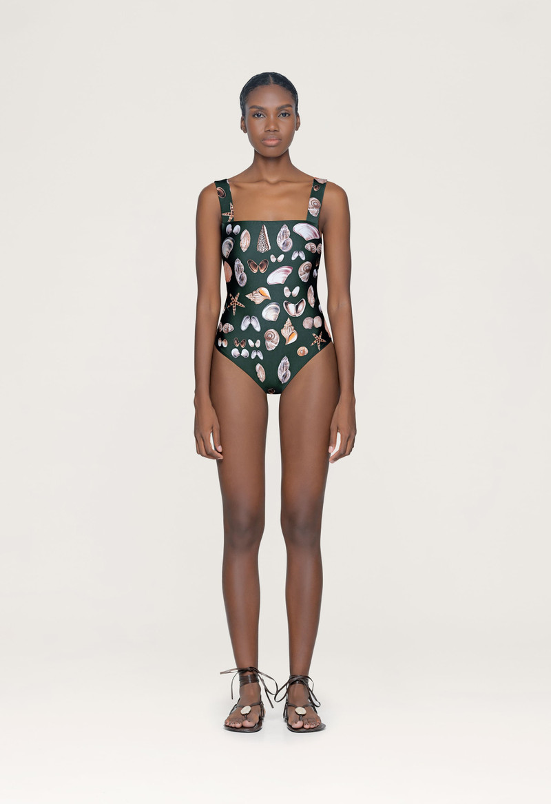 Agua by Agua Bendita Cafe Caracola One Piece outlook