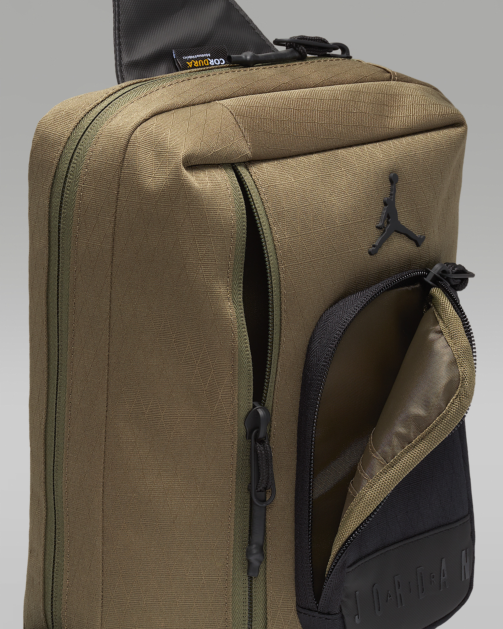 Jordan Collectors Crossbody Bag (3L) - 6