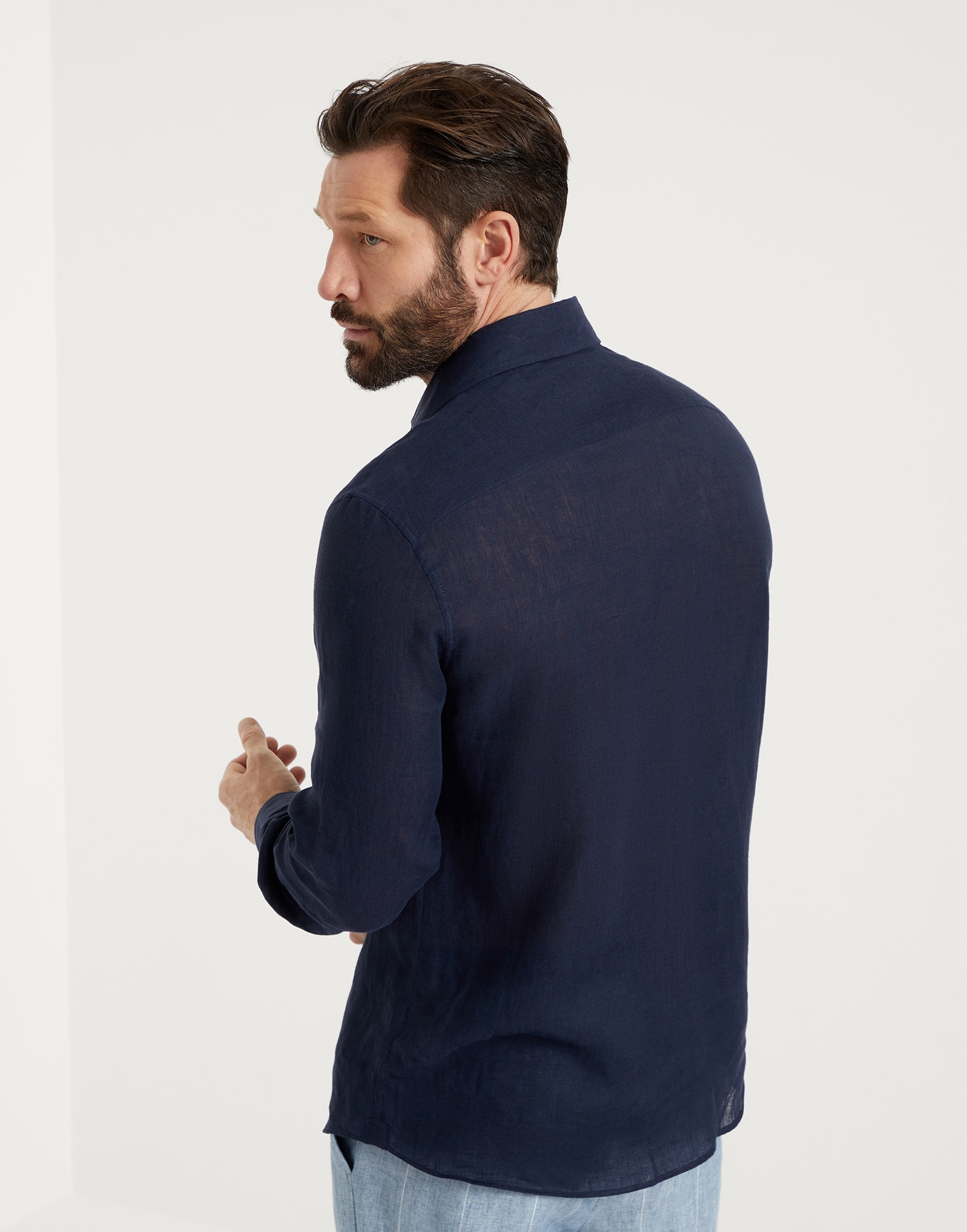 Linen easy fit shirt with spread collar - 2