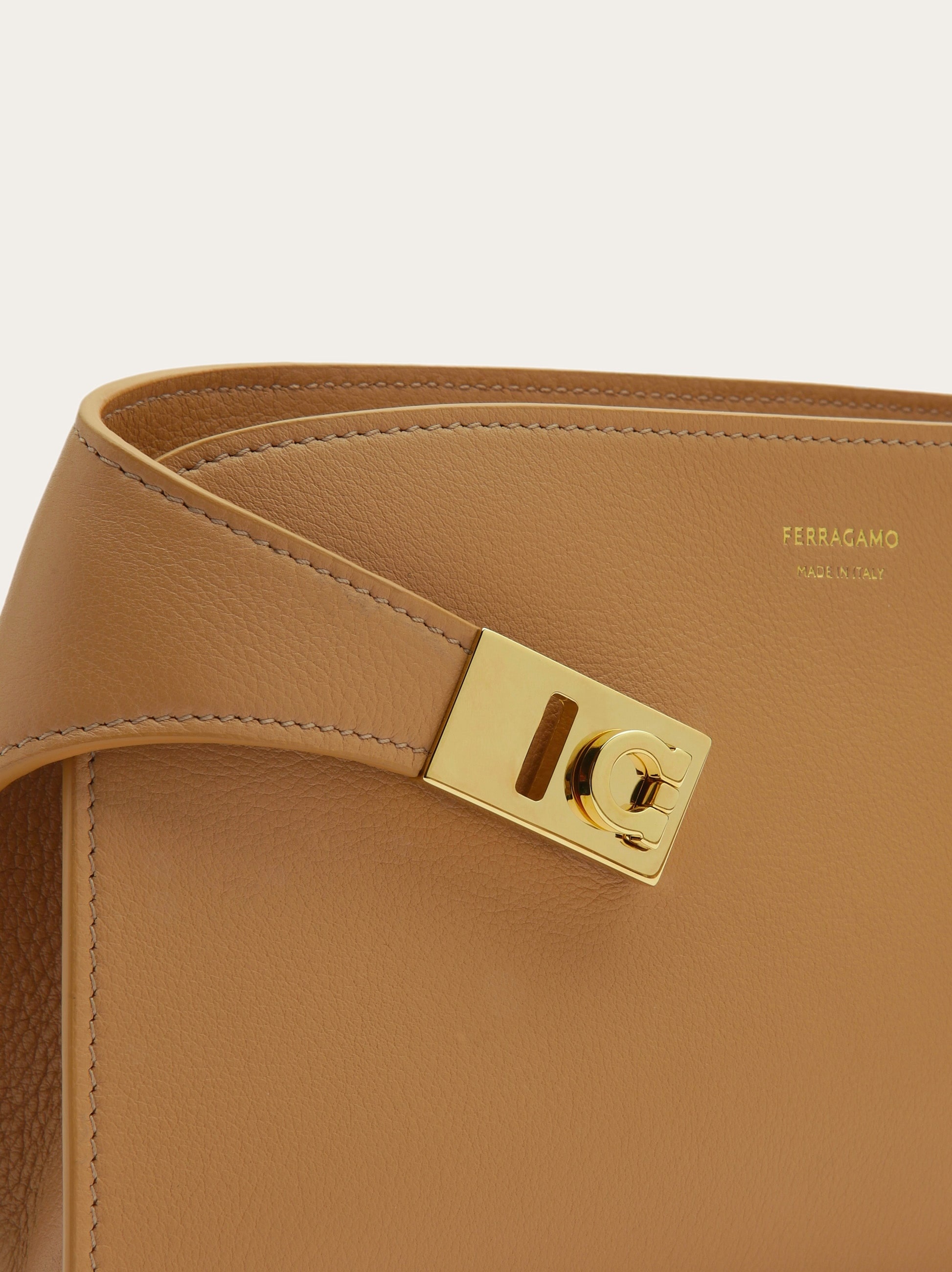 Hug crossbody bag - 6