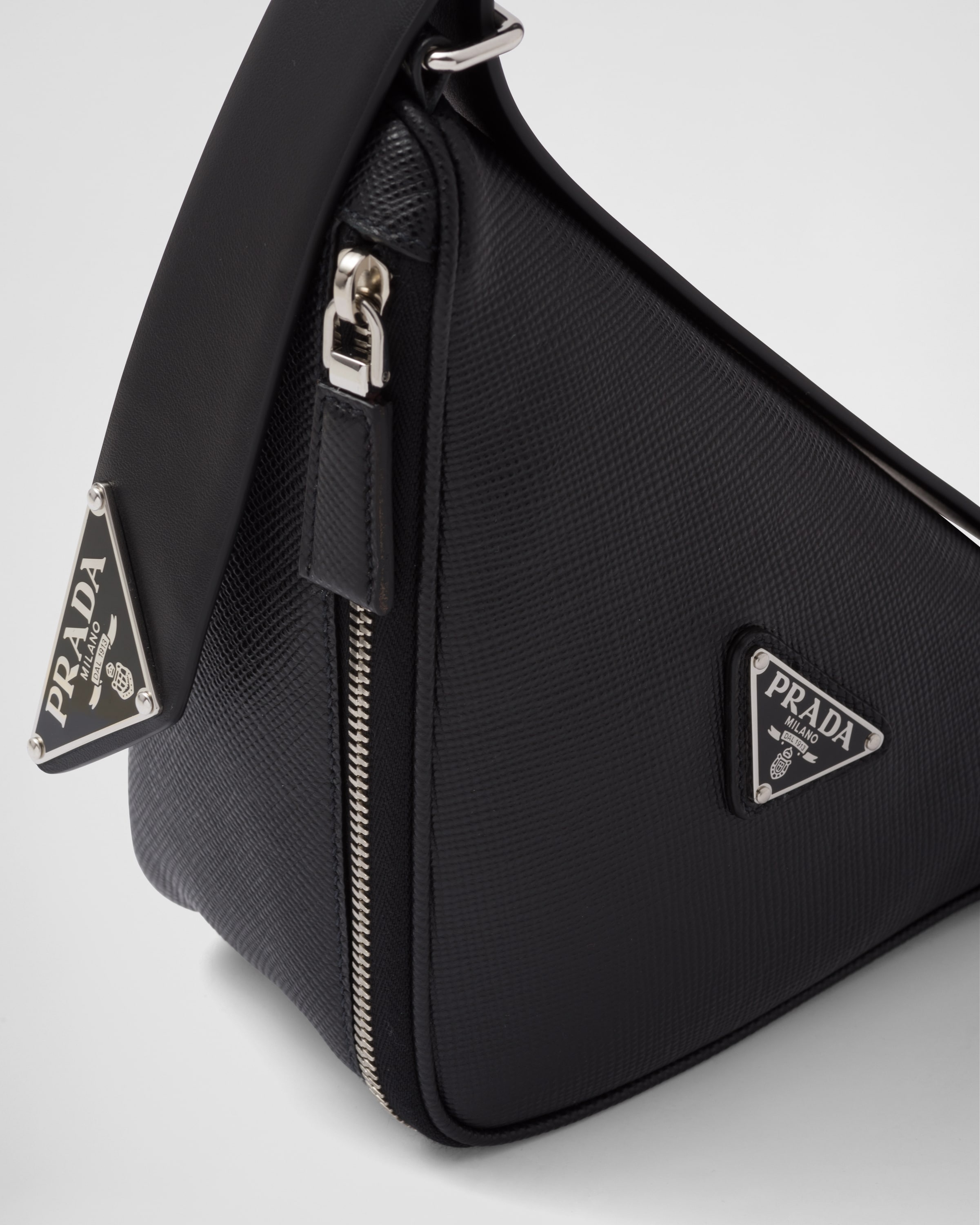Saffiano leather belt bag - 6