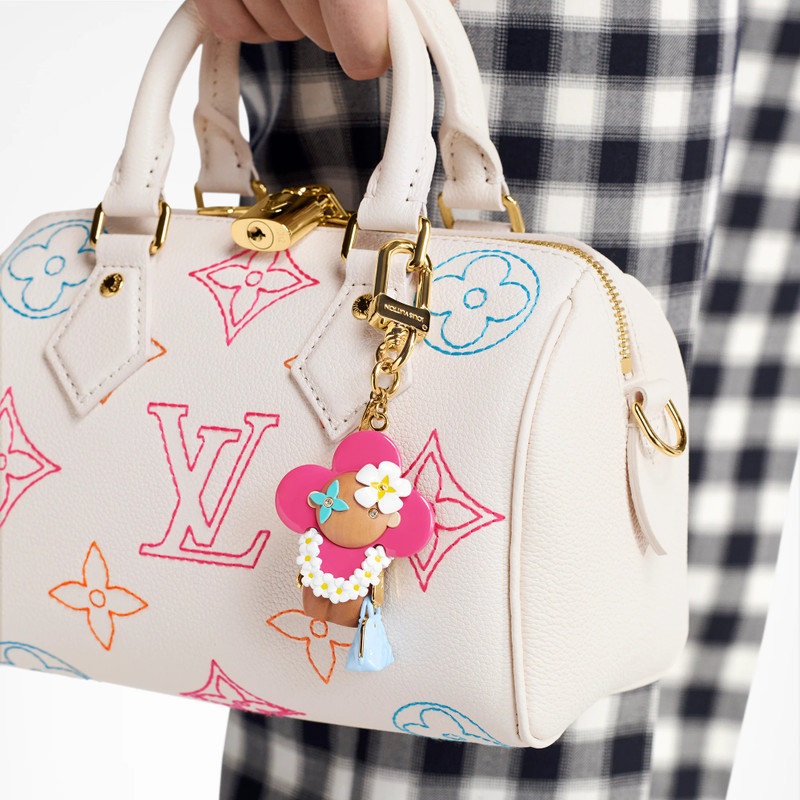 Vivienne Hawaii Bag Charm 3