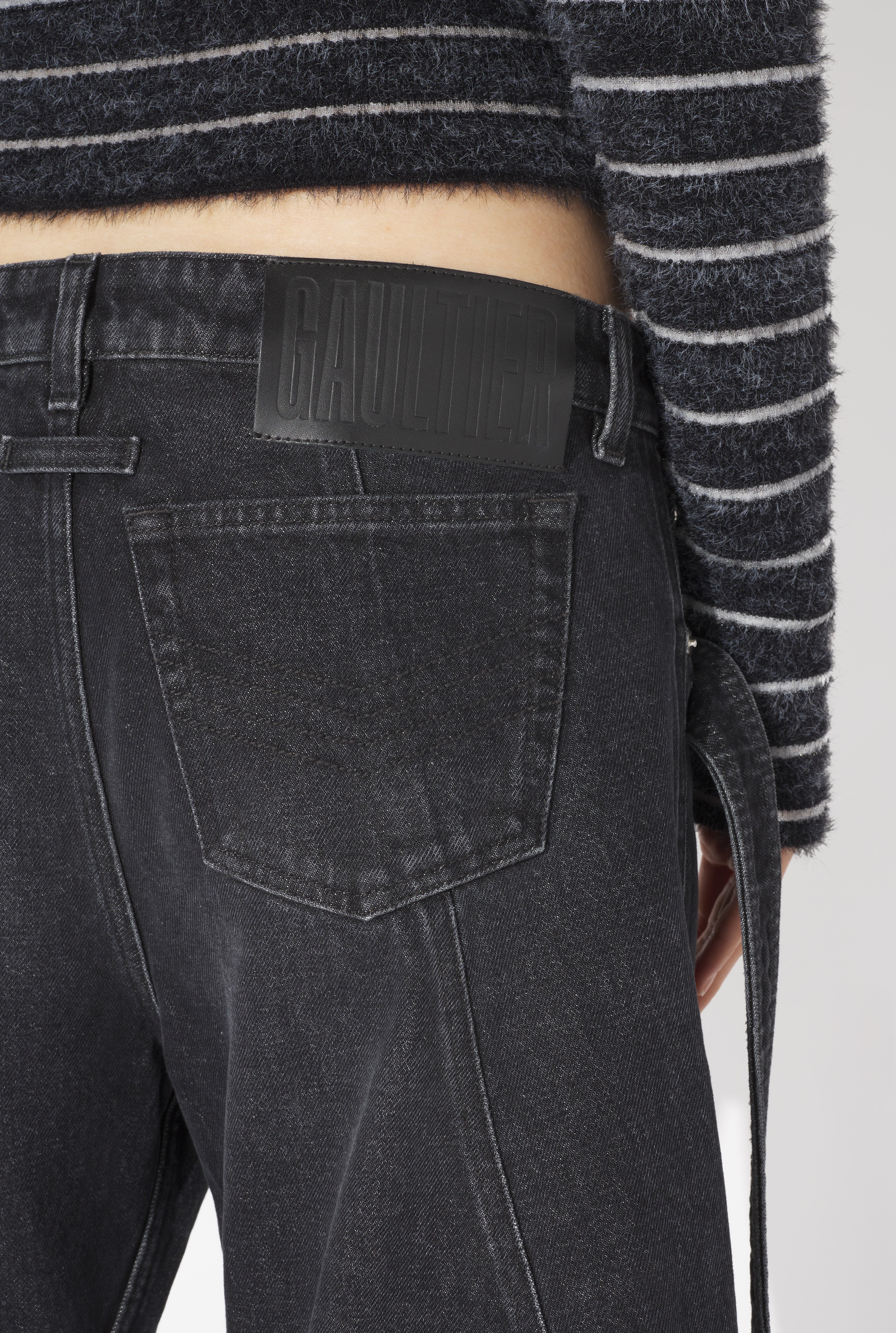 THE BLACK DENIM STRAP JEANS - 4
