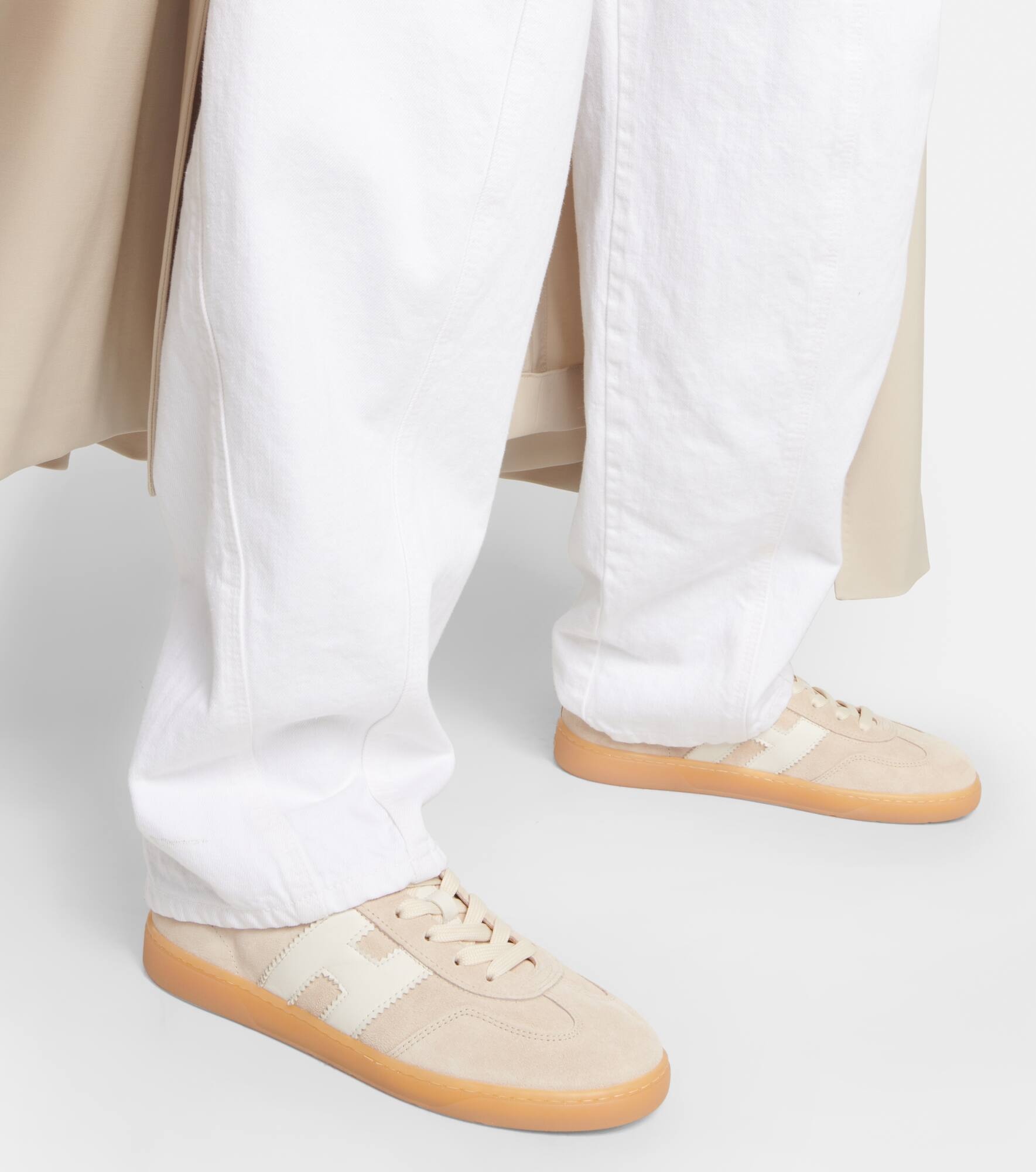 H647 leather-trimmed suede sneakers - 4