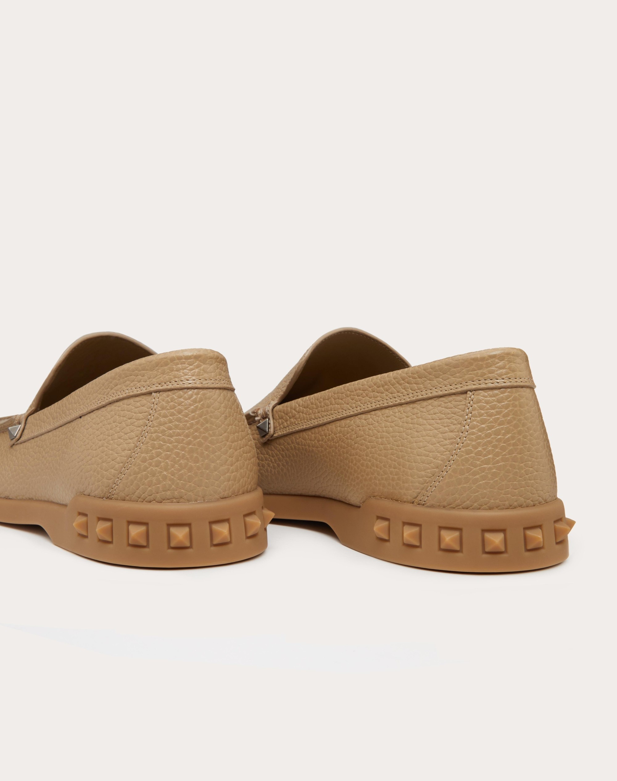 LEISURE FLOWS SLIP-ON IN GRAINY CALFSKIN - 5