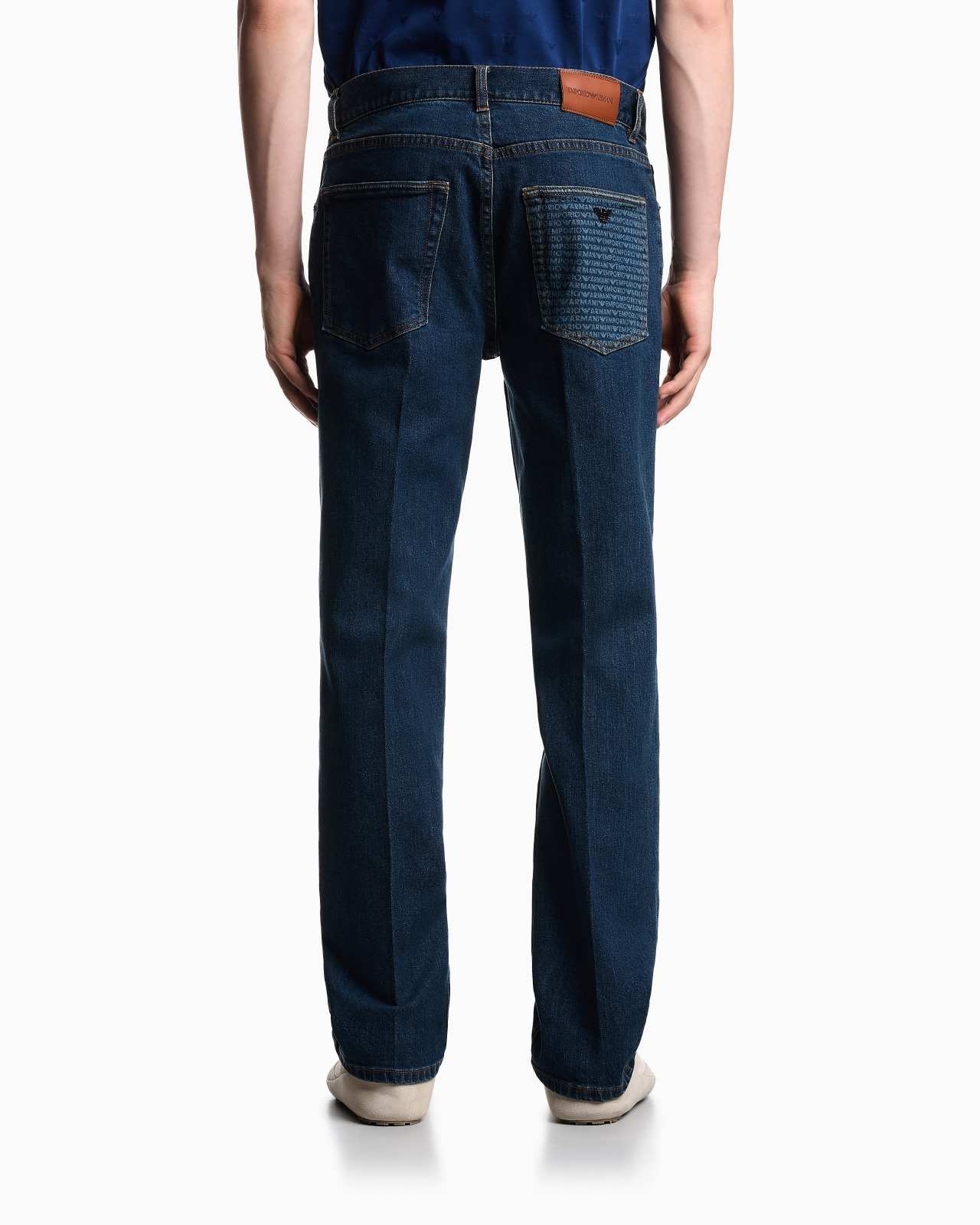 J76 STRAIGHT-FIT JEANS IN STRETCH DENIM WITH LOGO POCKET - 3
