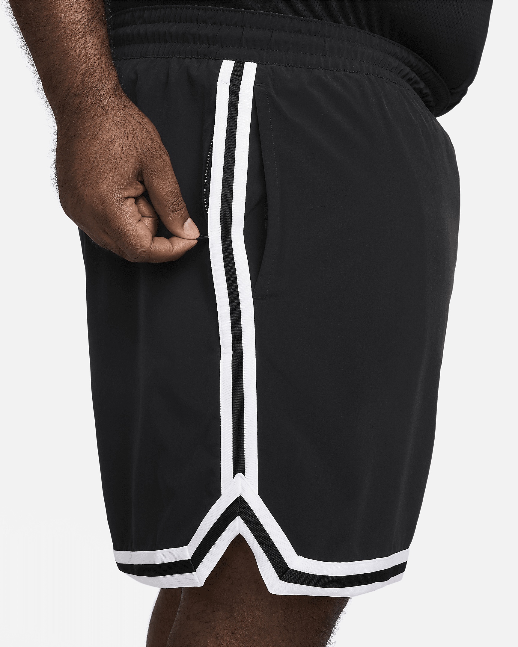 Nike DNA Men's Dri-FIT 6" UV Woven Basketball Shorts - 12