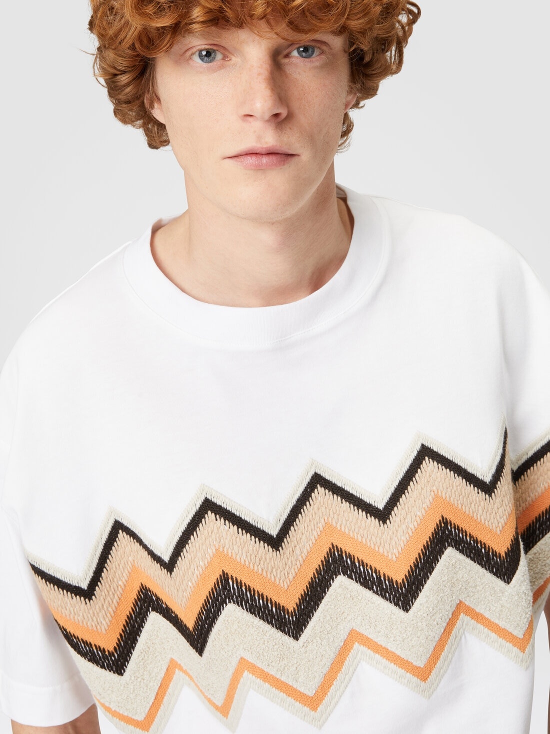 Cotton jersey T-shirt with zig zag embroidery - 5