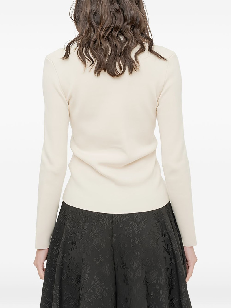 pockets V-neck T-shirt 3