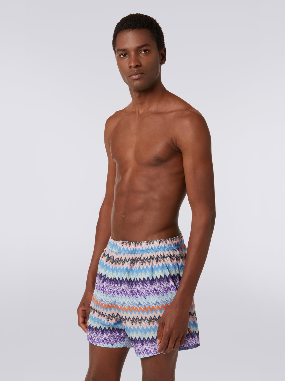 Technical fabric swimming trunks with chevron print - 3