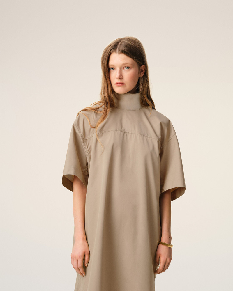 BEIGE COTTON STAND UP COLLAR BUTTONED DRESS 3