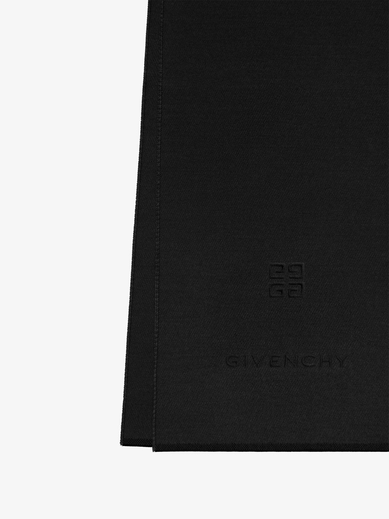Givenchy GIVENCHY 4G SCARF IN WOOL AND CASHMERE outlook