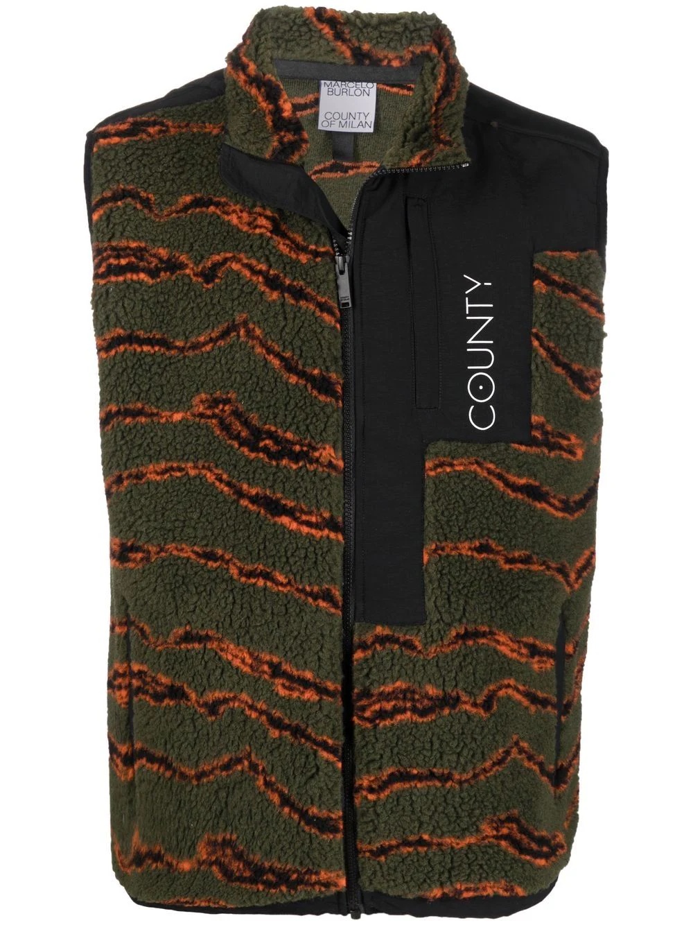 camouflage-print pile zipped gilet - 1