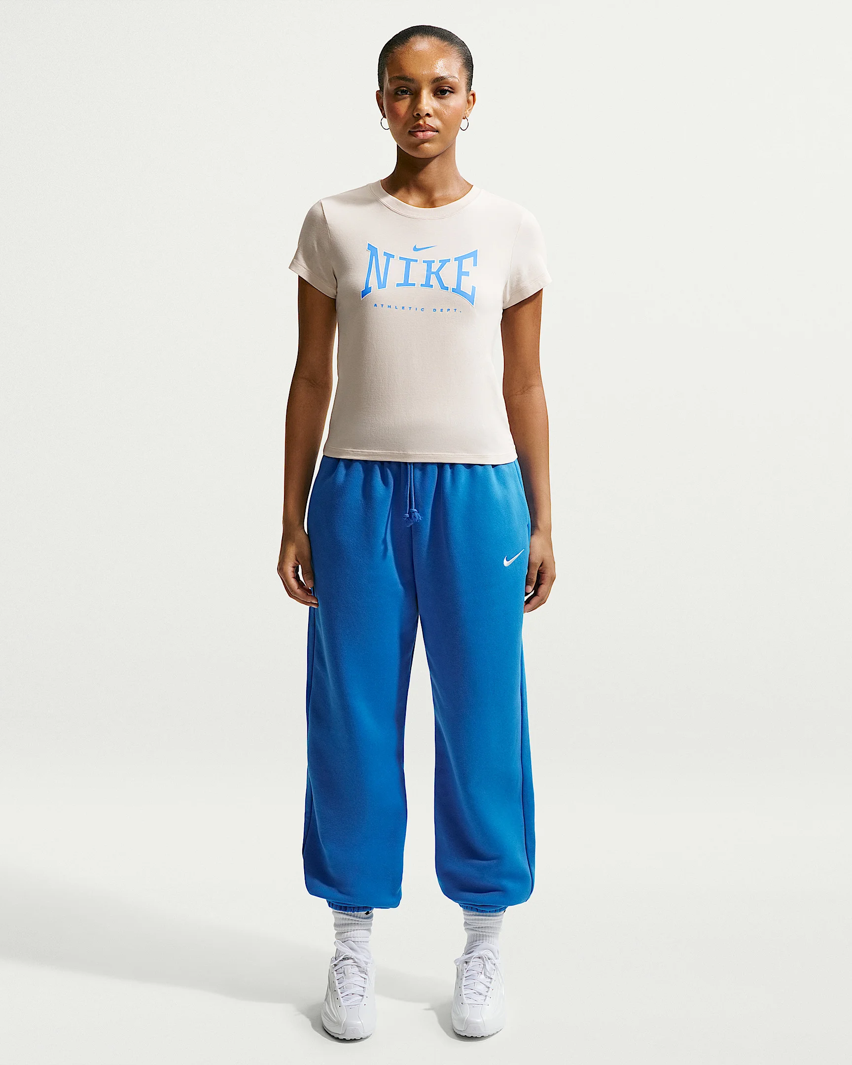 Nike Sportswear Phoenix Fleece Women's High-Waisted Oversized Sweatpants - 1