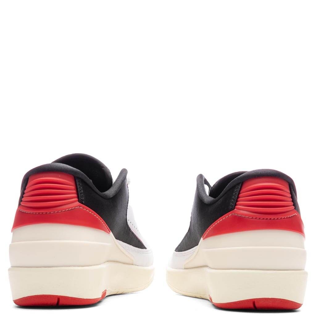 WOMEN'S AIR JORDAN 2 RETRO LOW - WHITE/UNIVERSITY RED/COCONUT MILK - 4