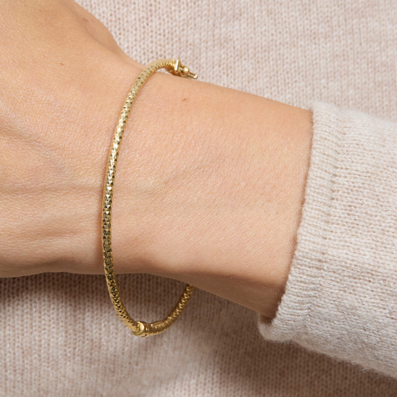 STONE AND STRAND Bold Sparkle Bracelet outlook