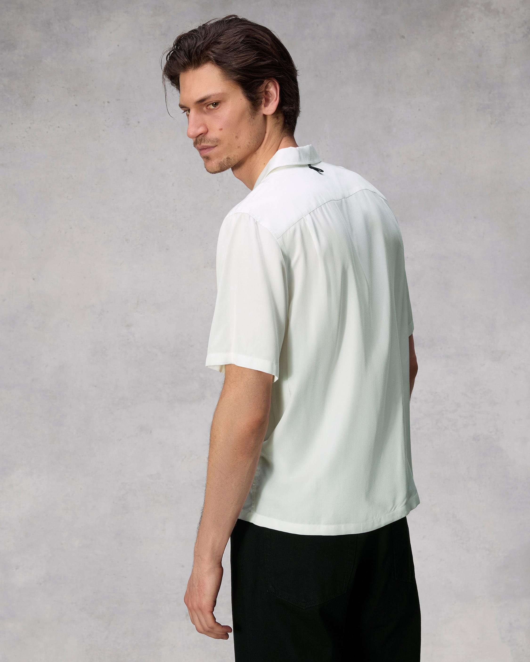 Avery Resort Embroidered Shirt
Relaxed Fit Button Down - 5