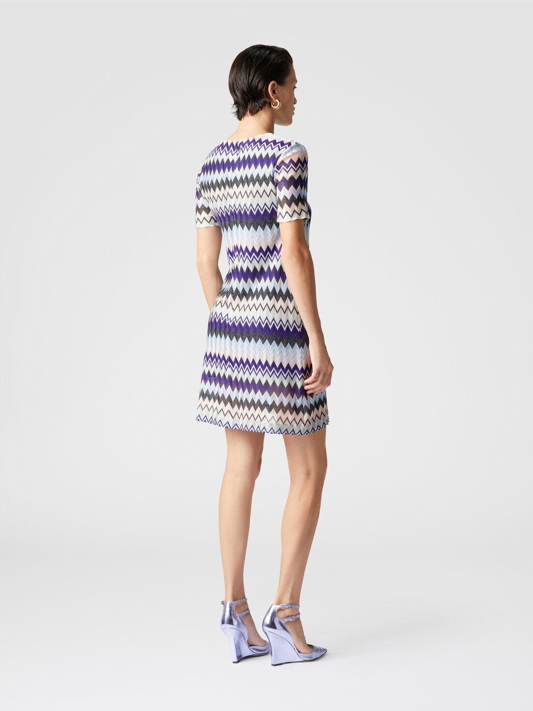 Short-sleeved mini-dress in zig zag lamé viscose - 3