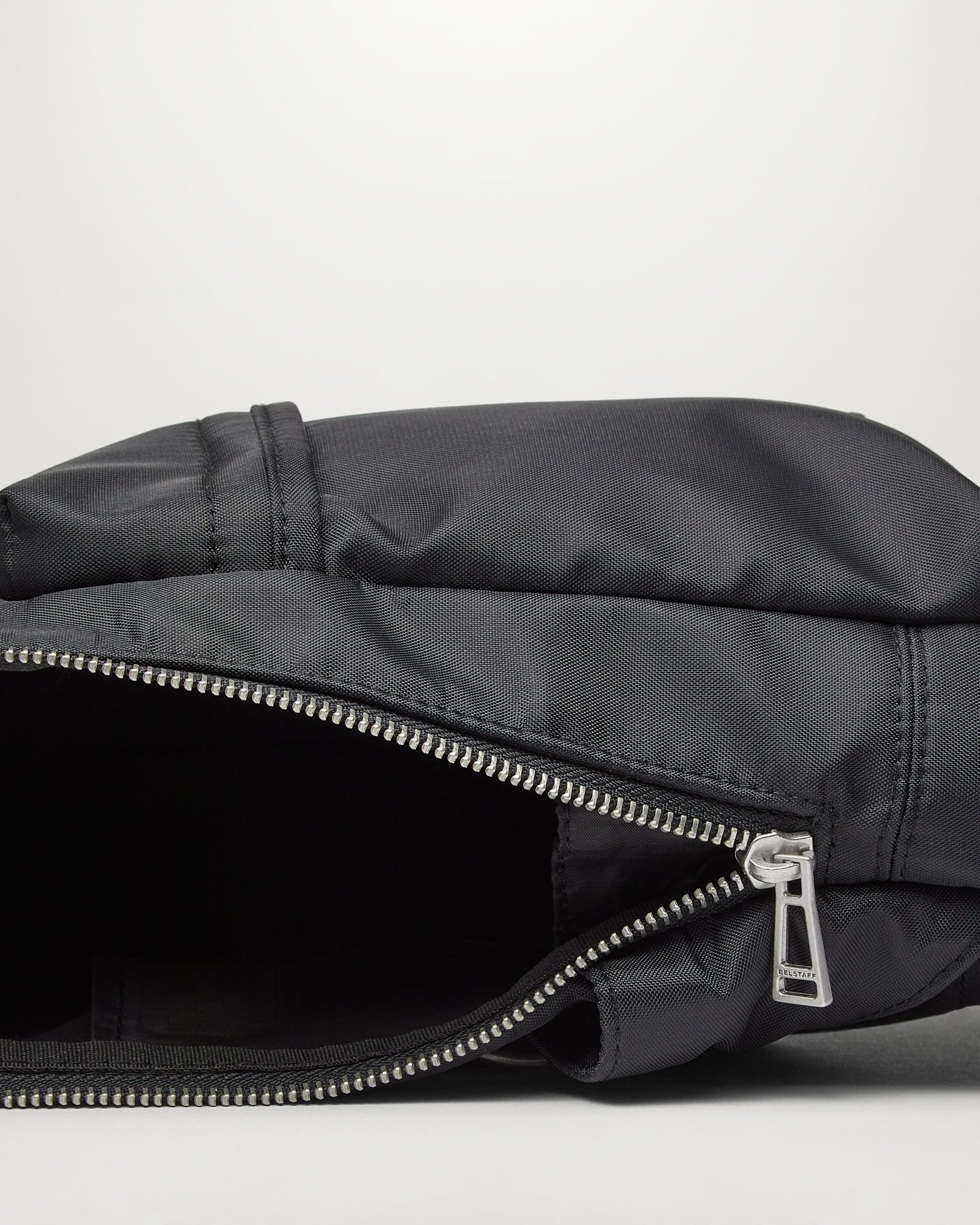 UTILITY HOLDSTER - 5
