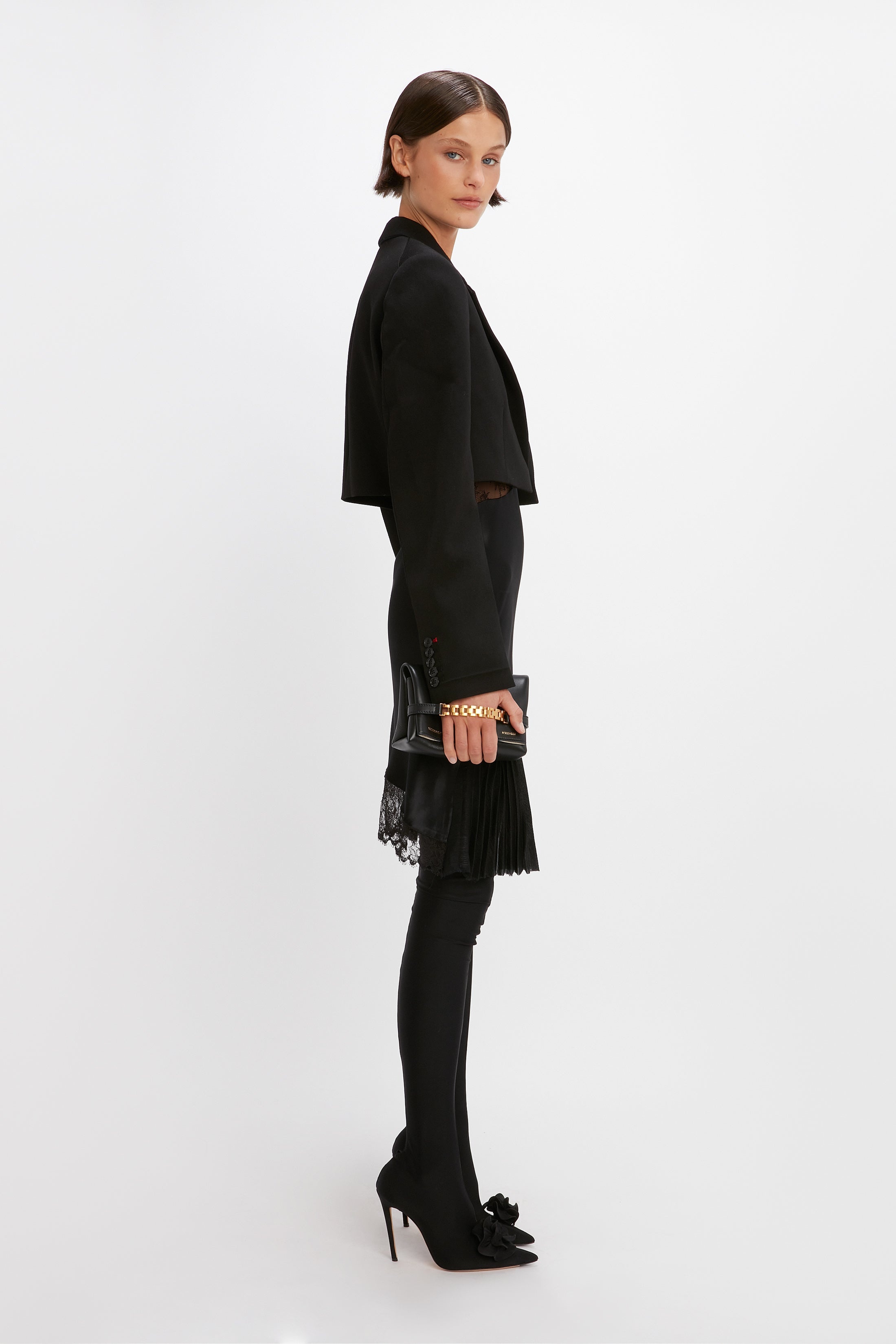 Cropped Tailored Jacket in Black - 5