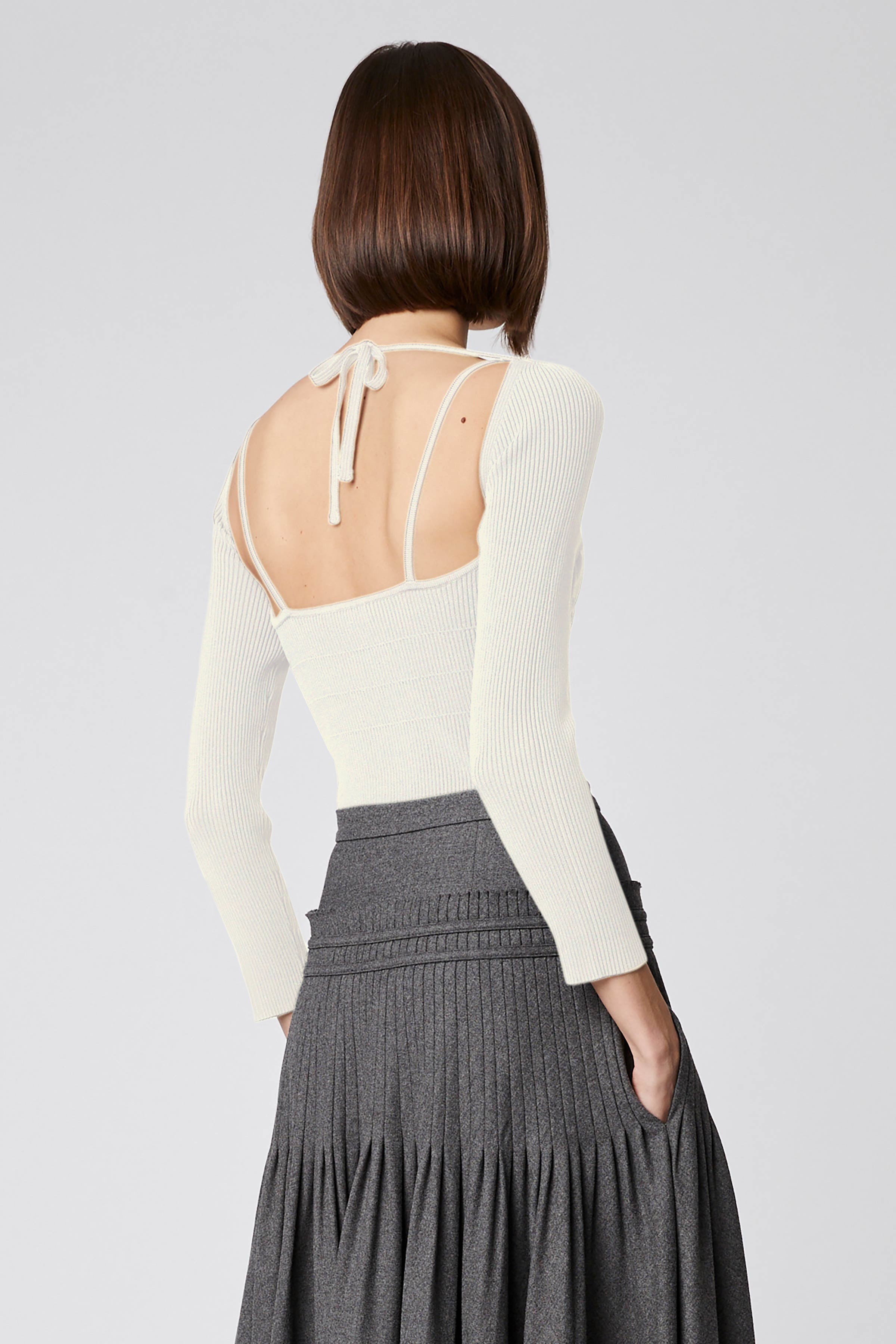 'NOTT' TOP - 4
