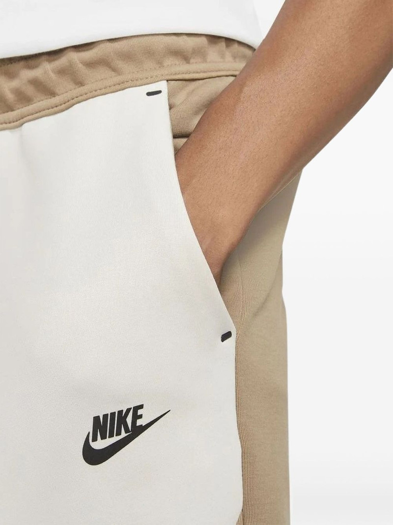 Tech Fleece joggers 5