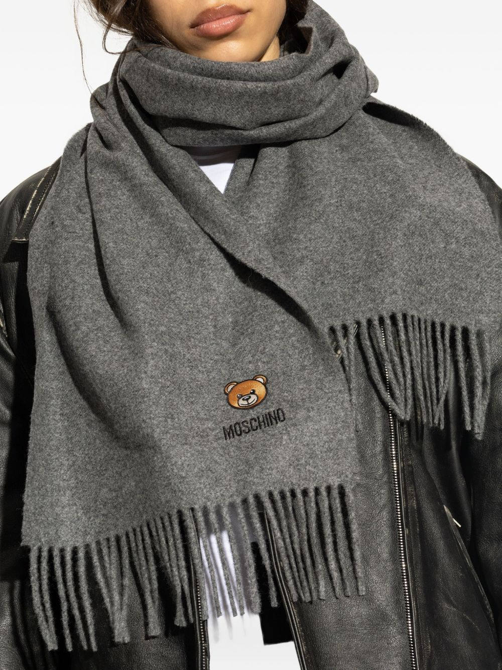teddy-embroidered fringed scarf - 3