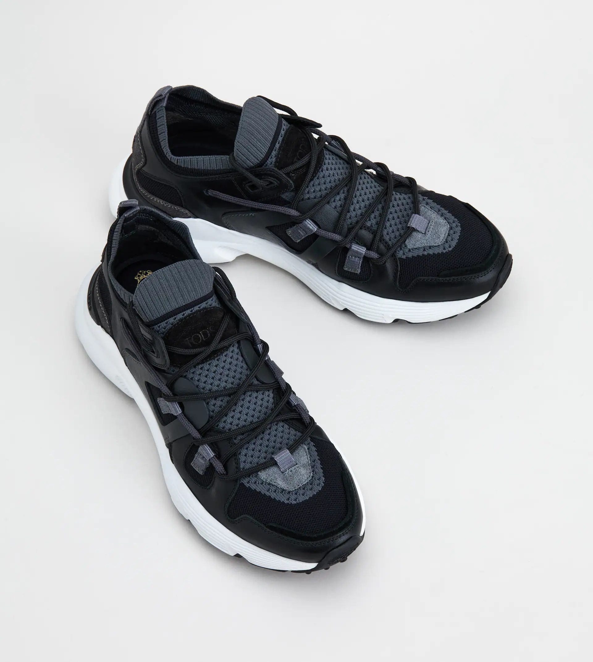 SNEAKERS IN LEATHER AND TECHNICAL FABRIC - BLACK, GREY - 3