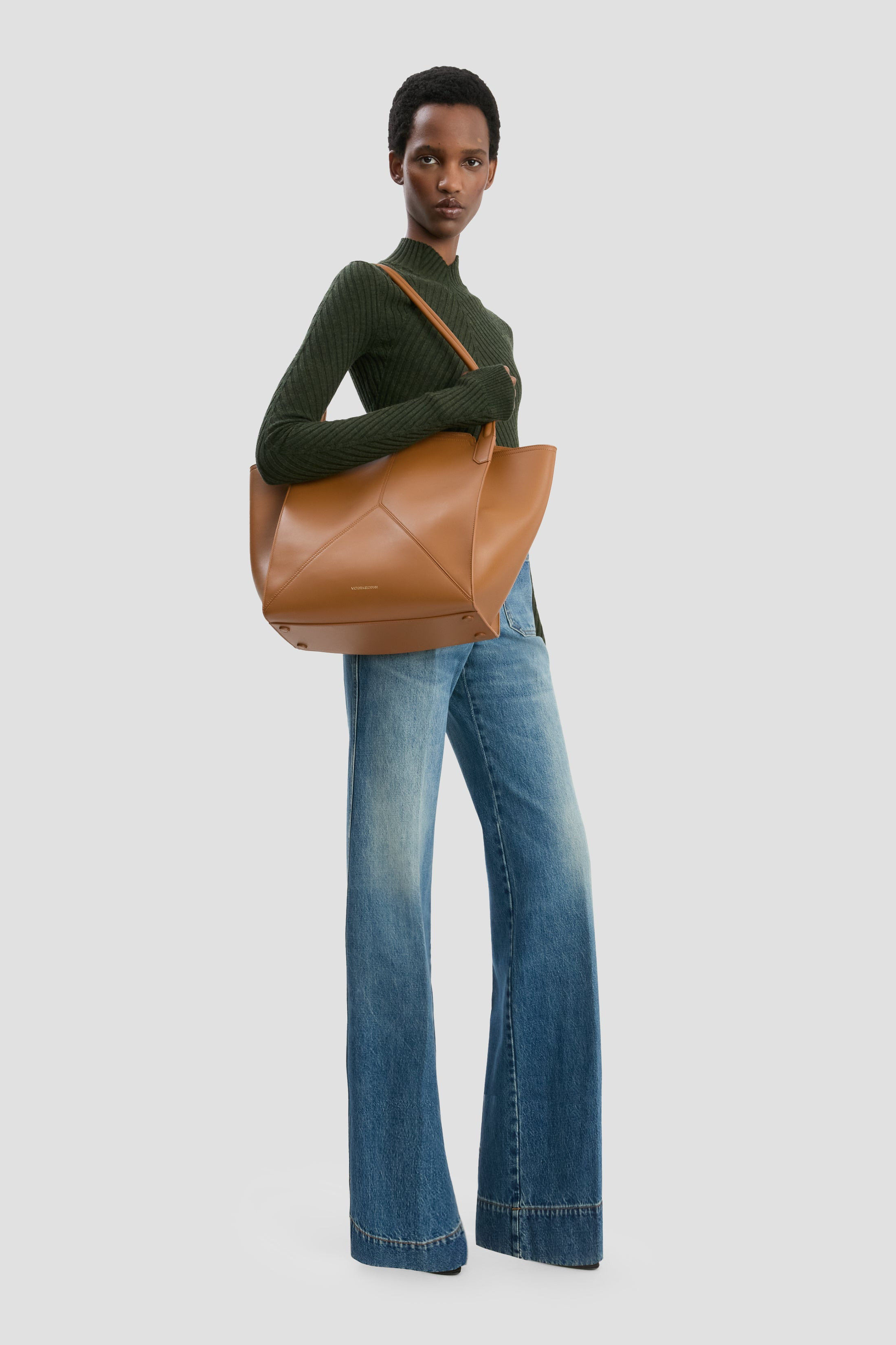 Victoria Tote In Tan Soft Leather - 3