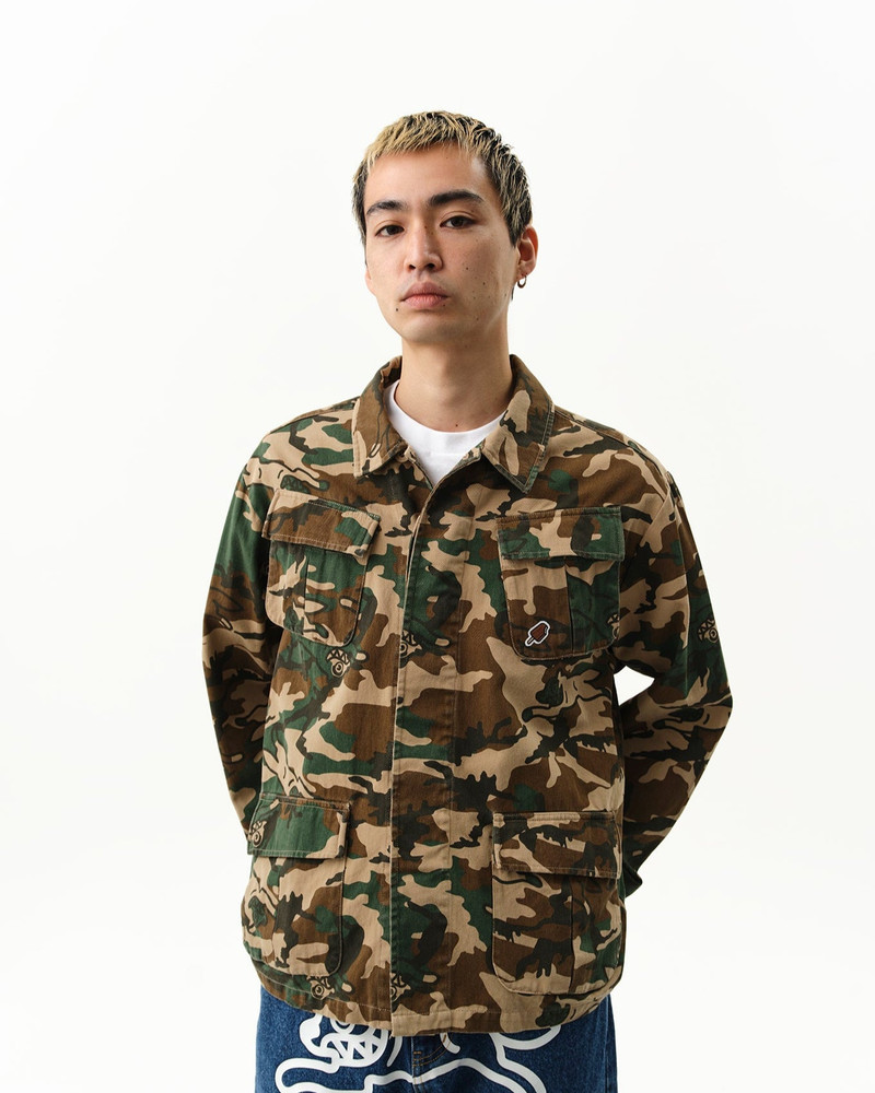 ICECREAM RUNNING DOG WOODLAND CAMO FIELD JACKET outlook