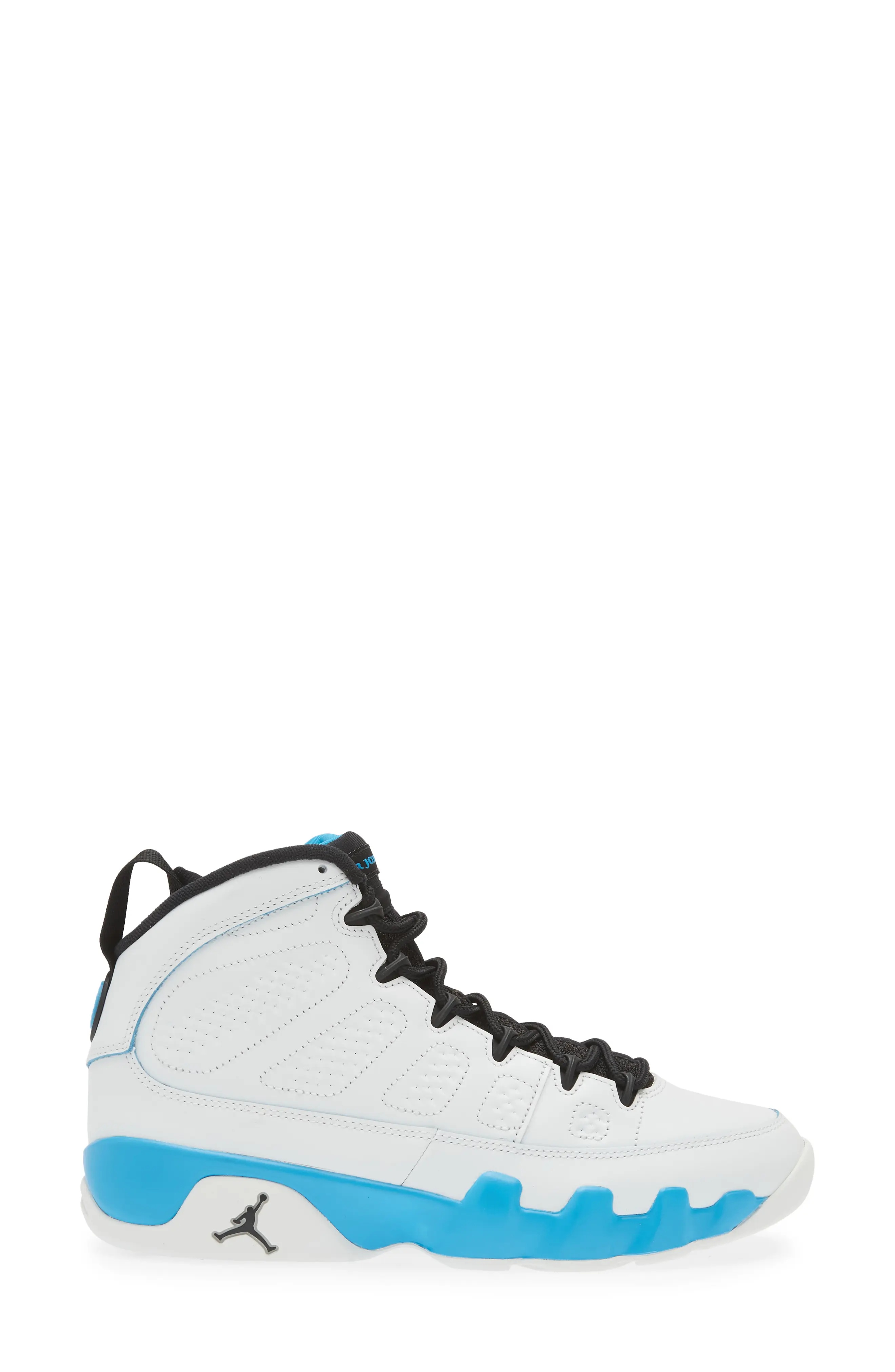 Jordan Air Jordan Retro 'Powder Blue' High Top Sneaker in Summit