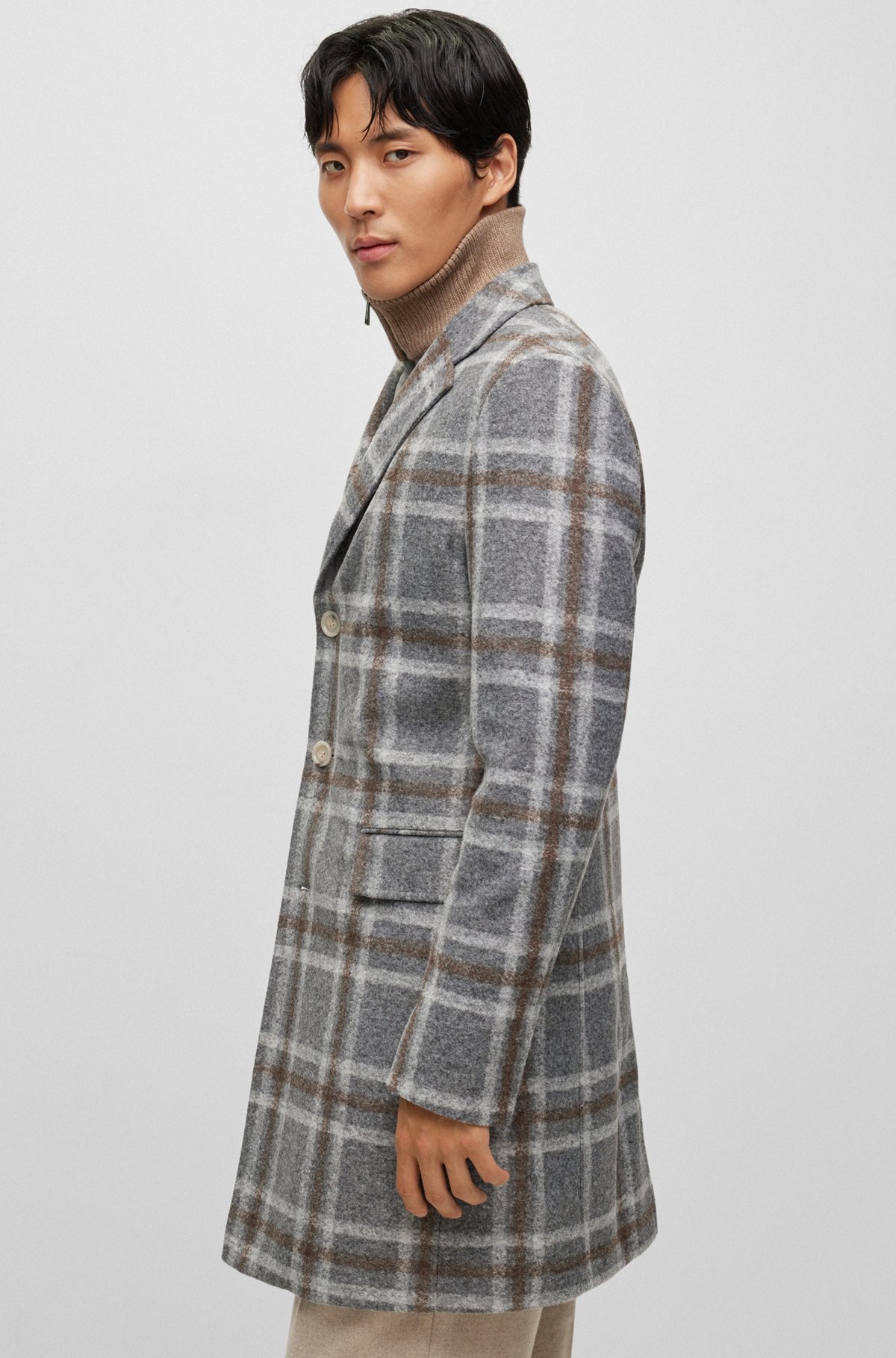 SLIM-FIT COAT WITH ZIP-UP INNER - 6