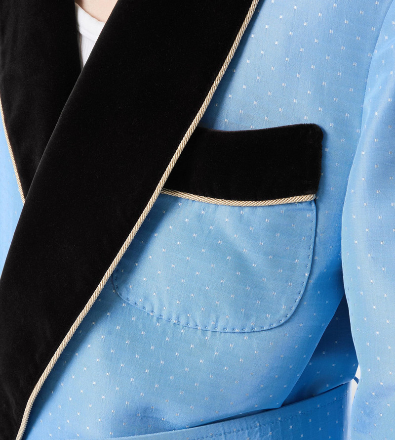 TOM FORD SILK JACQUARD SHAWL COLLAR ROBE outlook