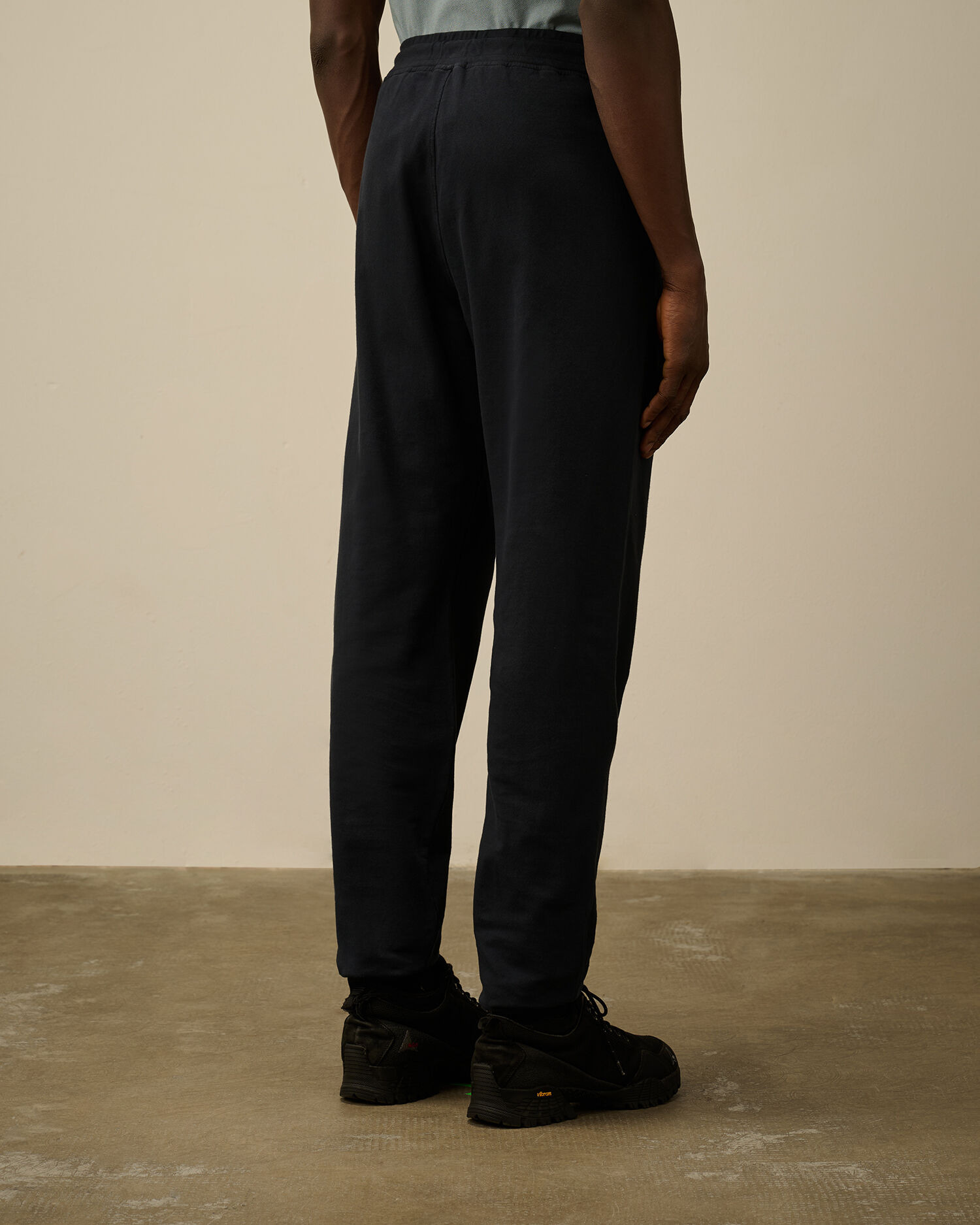 Light Fleece Logo Sweatpants - 4