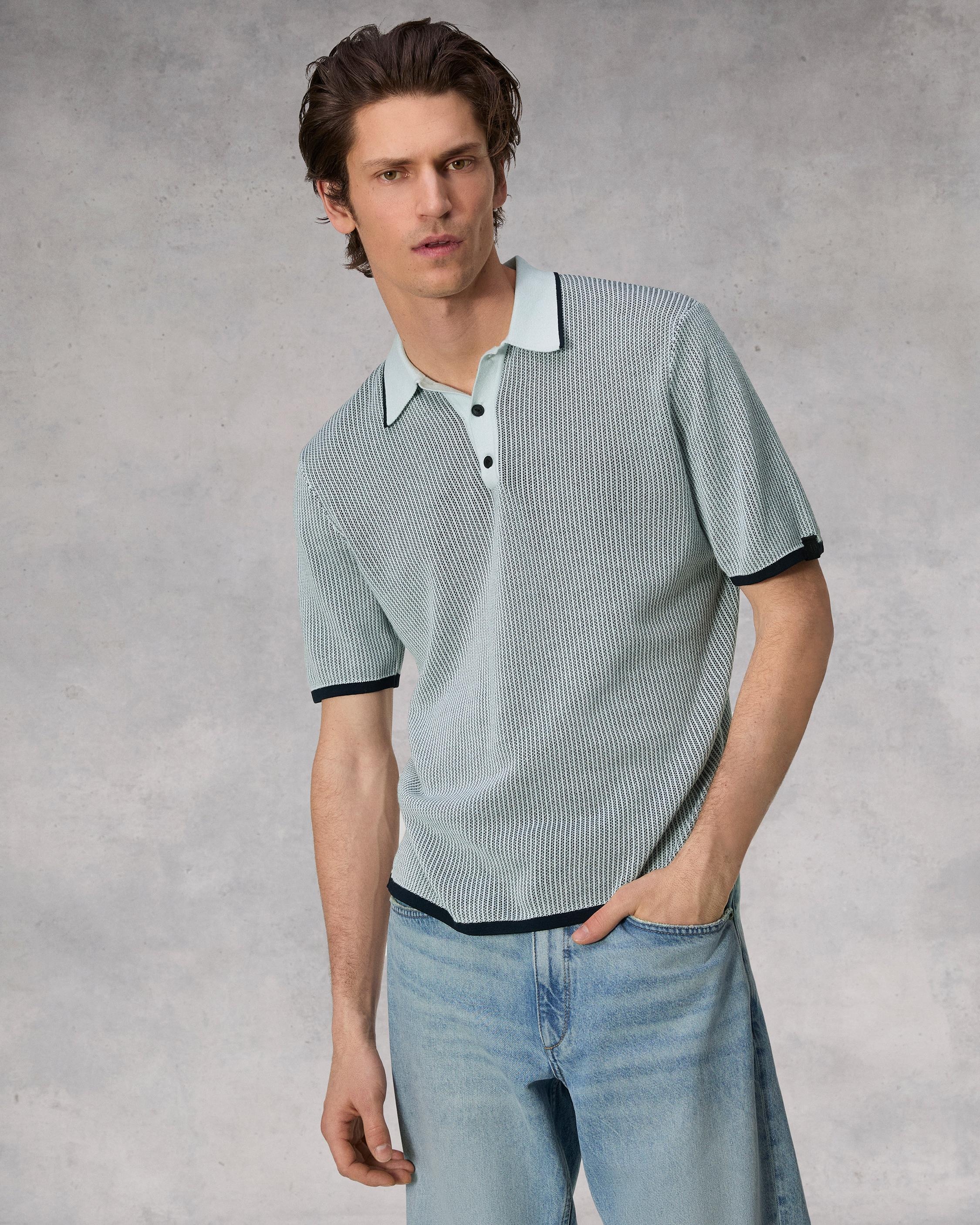 Harvey Polo
Classic Fit - 2