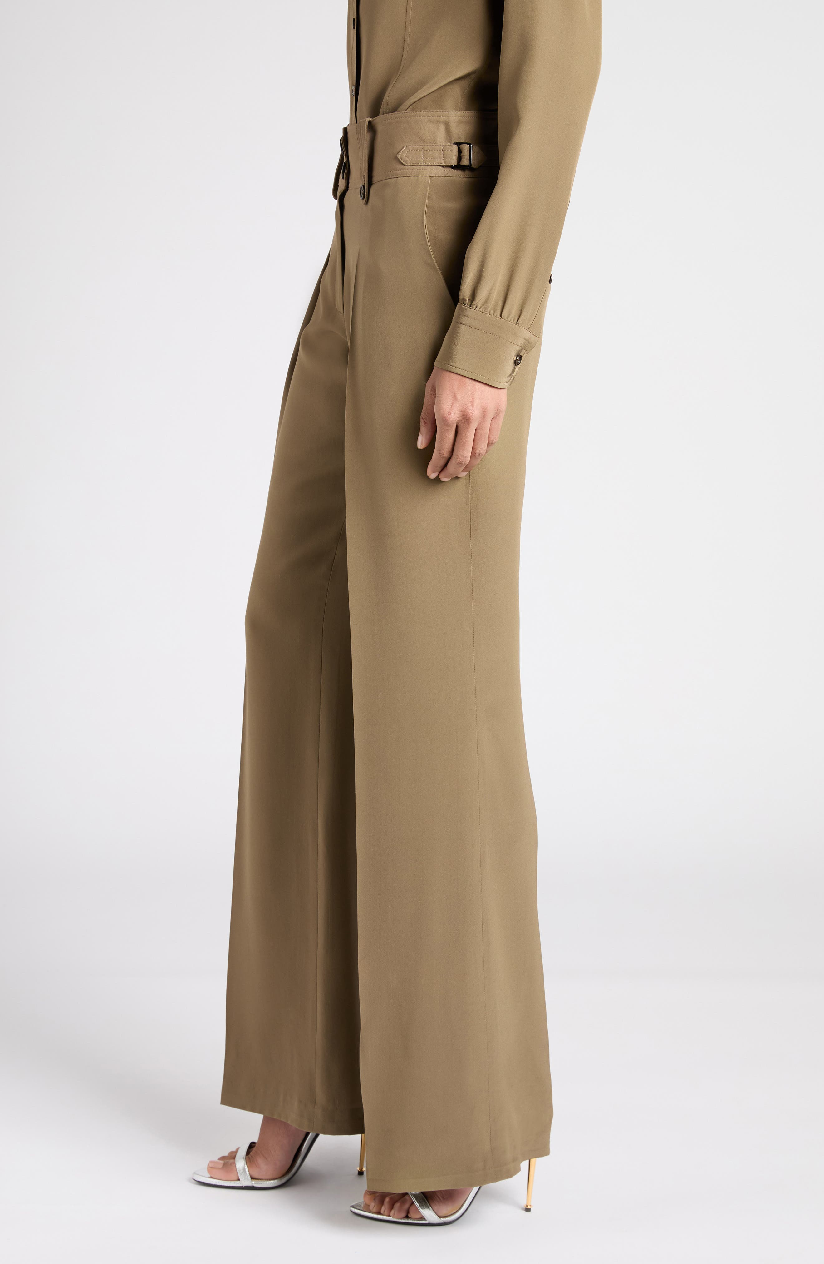 TOM FORD Pleated Wide Leg Silk Crêpe de Chine Pants in Fg501 Khaki at Nordstrom - 4