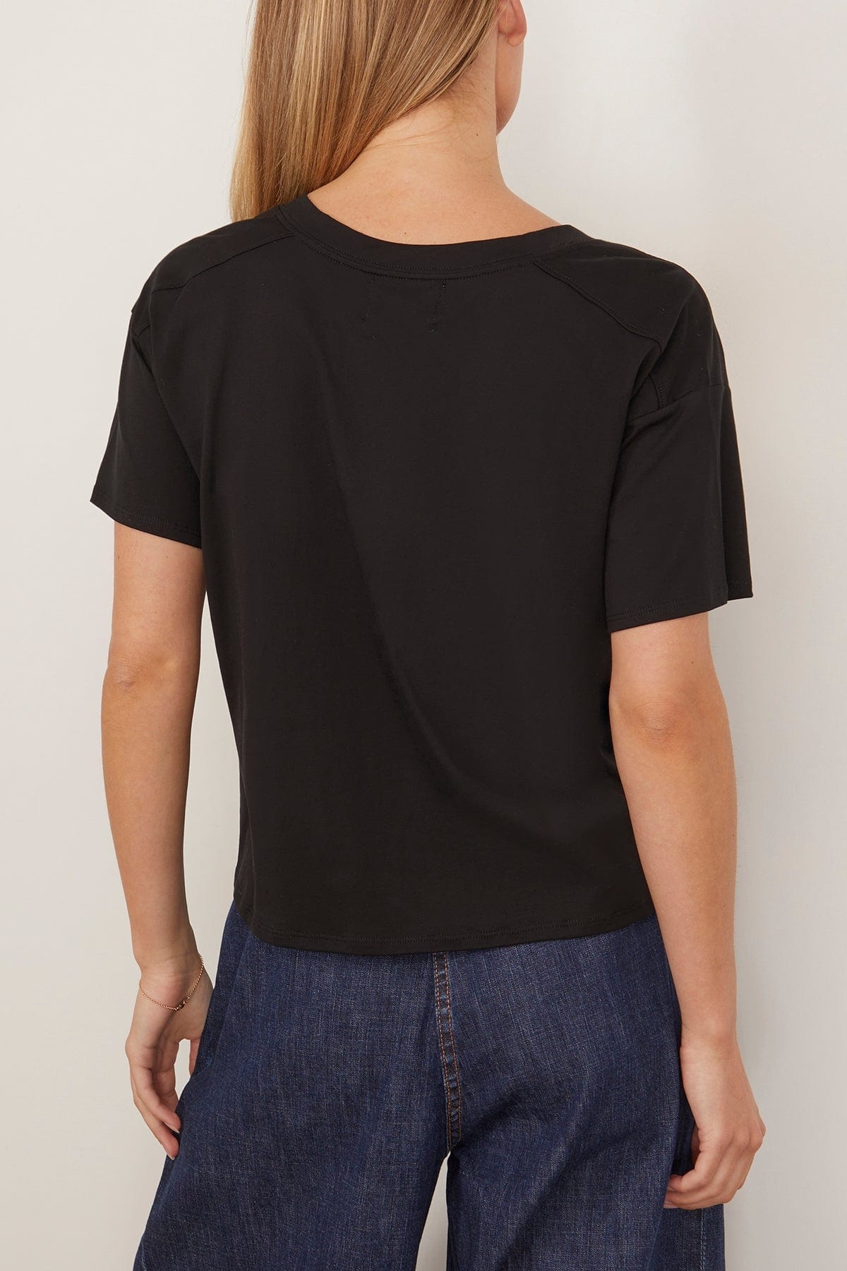 Faaa T-Shirt in Black - 4