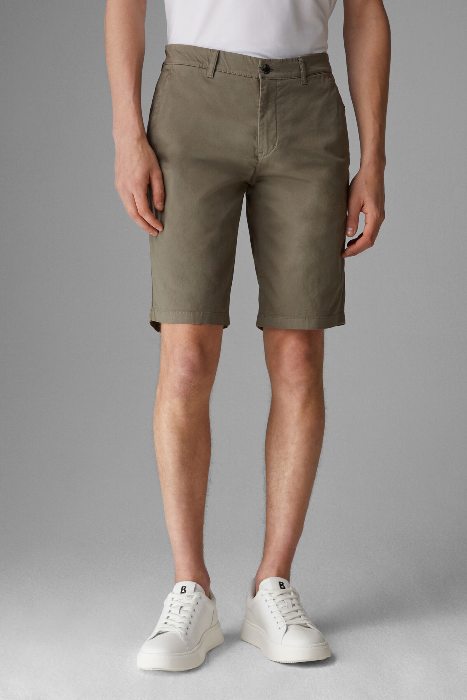 Miami Shorts in Khaki - 2