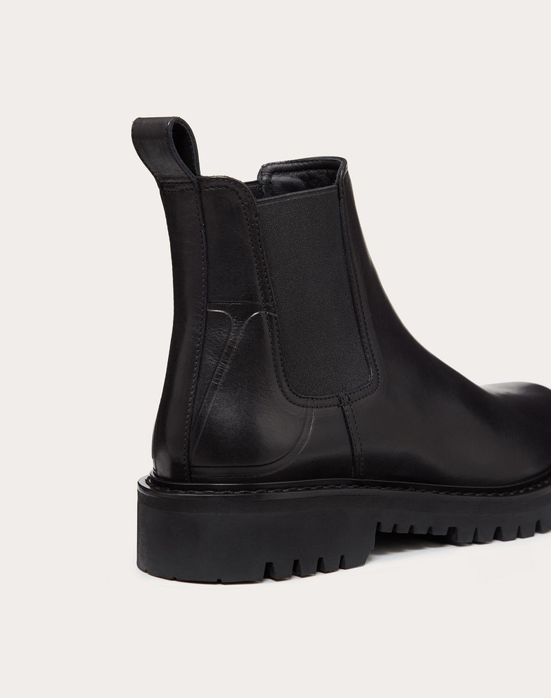 VLogo Signature Calfskin Beatle Boot 5