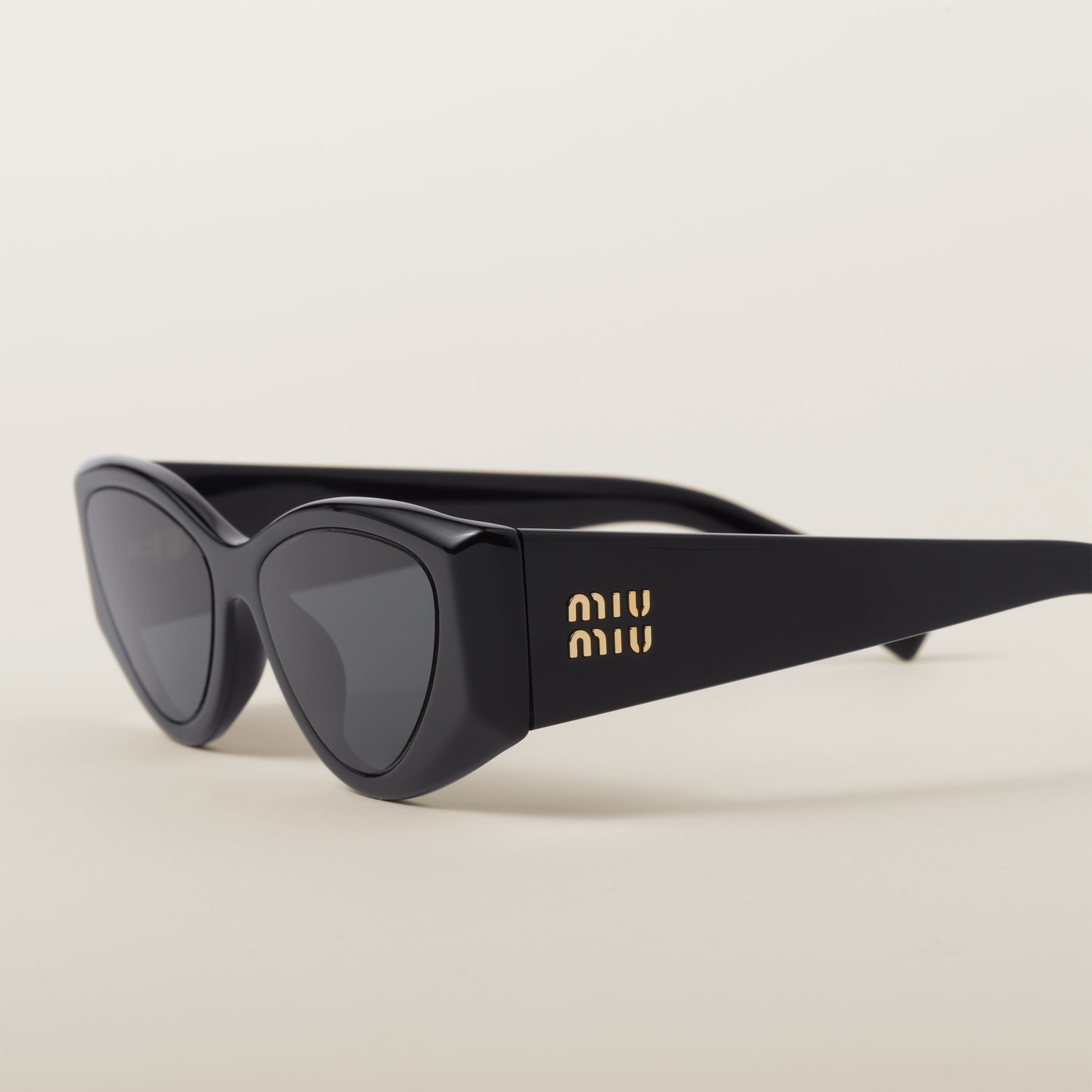 その他 miu Amazon.com: Miu Miu MU 60VS ZVN146 60mm : Clothing, Shoes