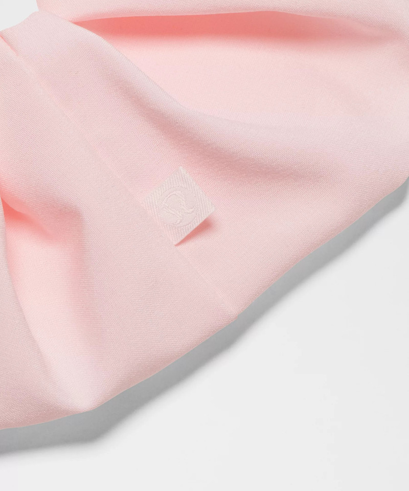 lululemon Uplifting Oversized Scrunchie outlook